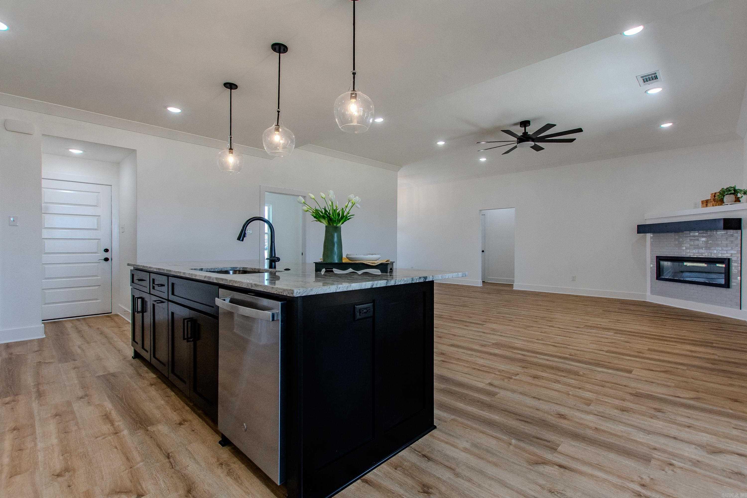 CYPRESS VIEW - Residential