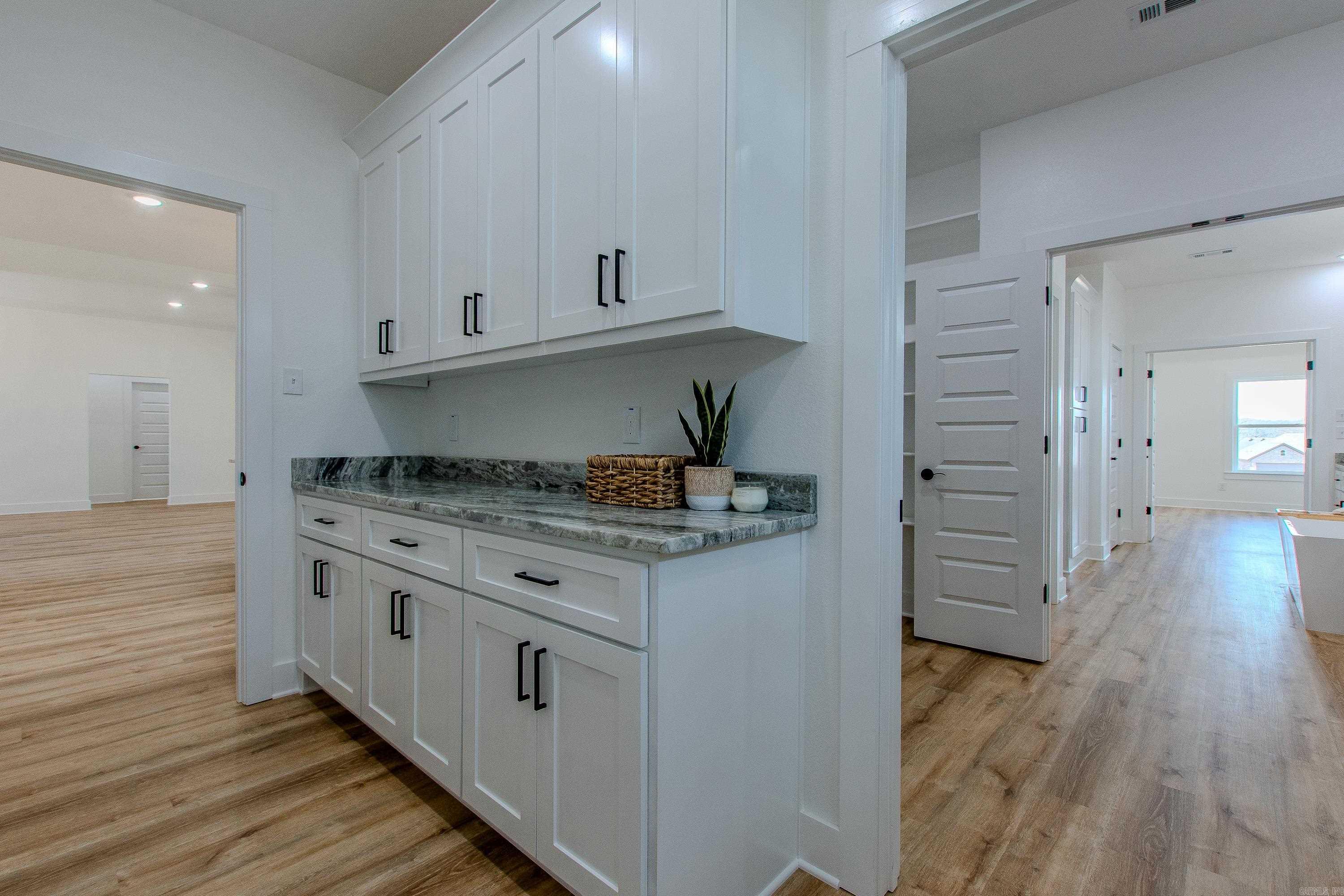 CYPRESS VIEW - Residential