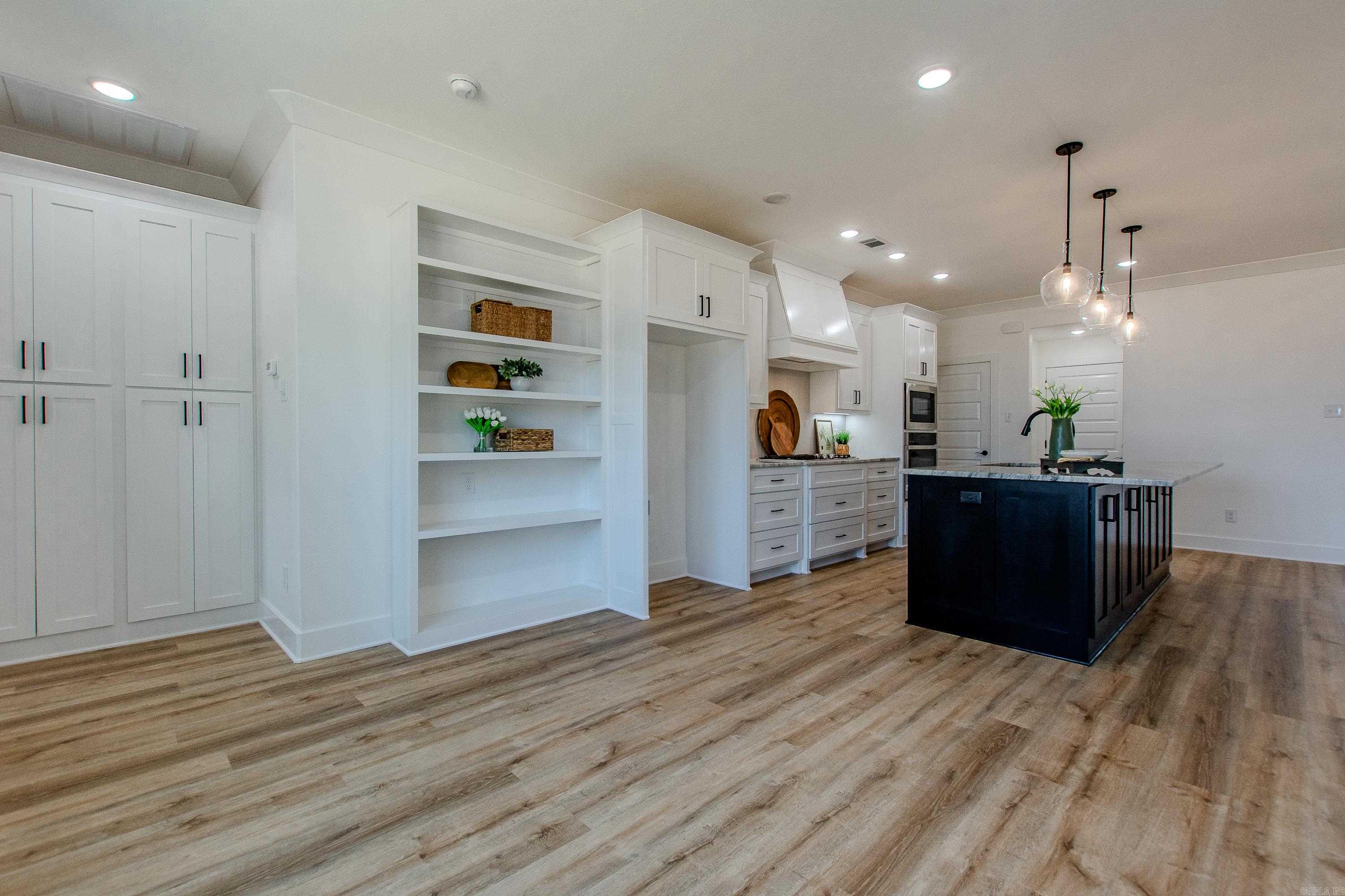 CYPRESS VIEW - Residential