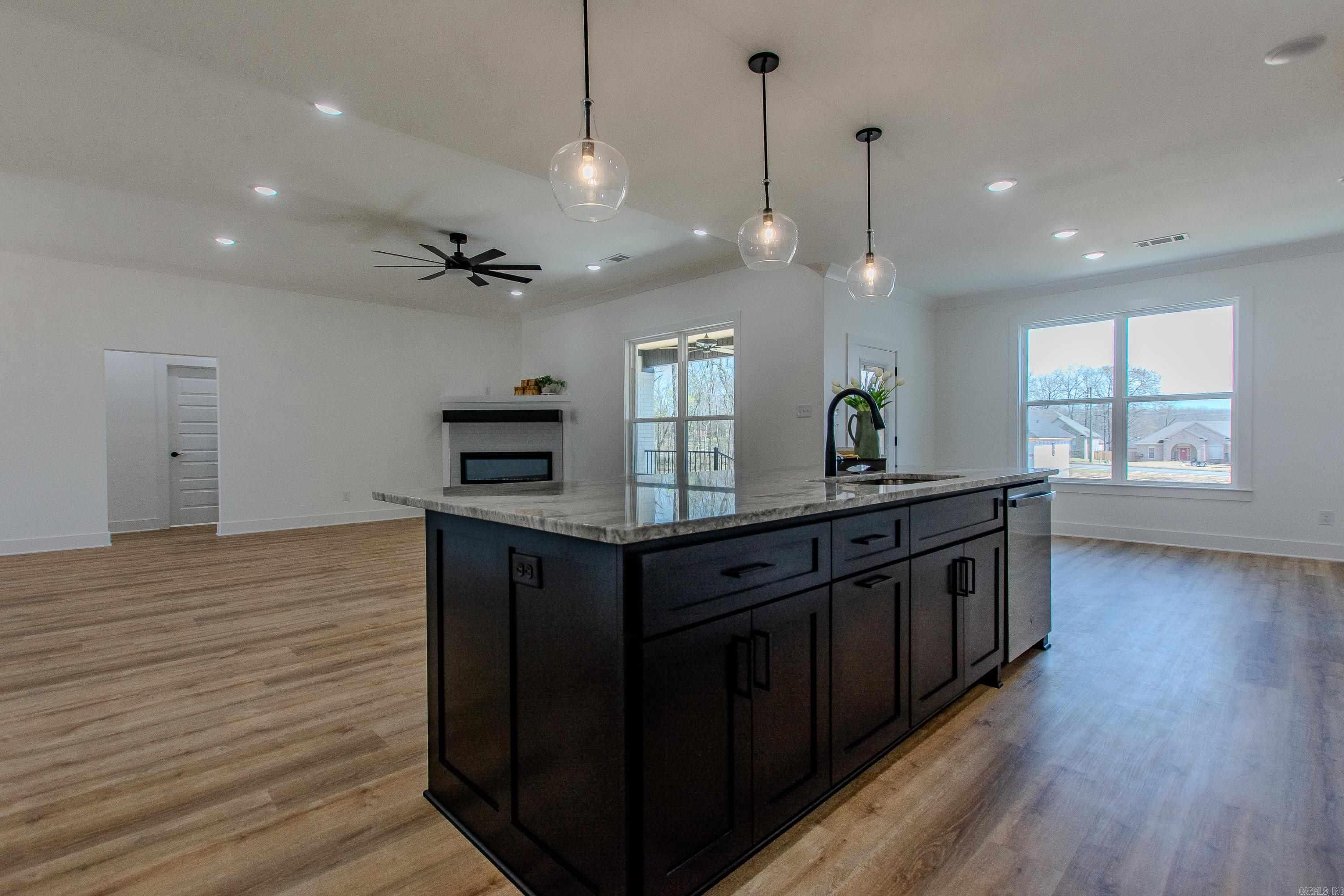 CYPRESS VIEW - Residential