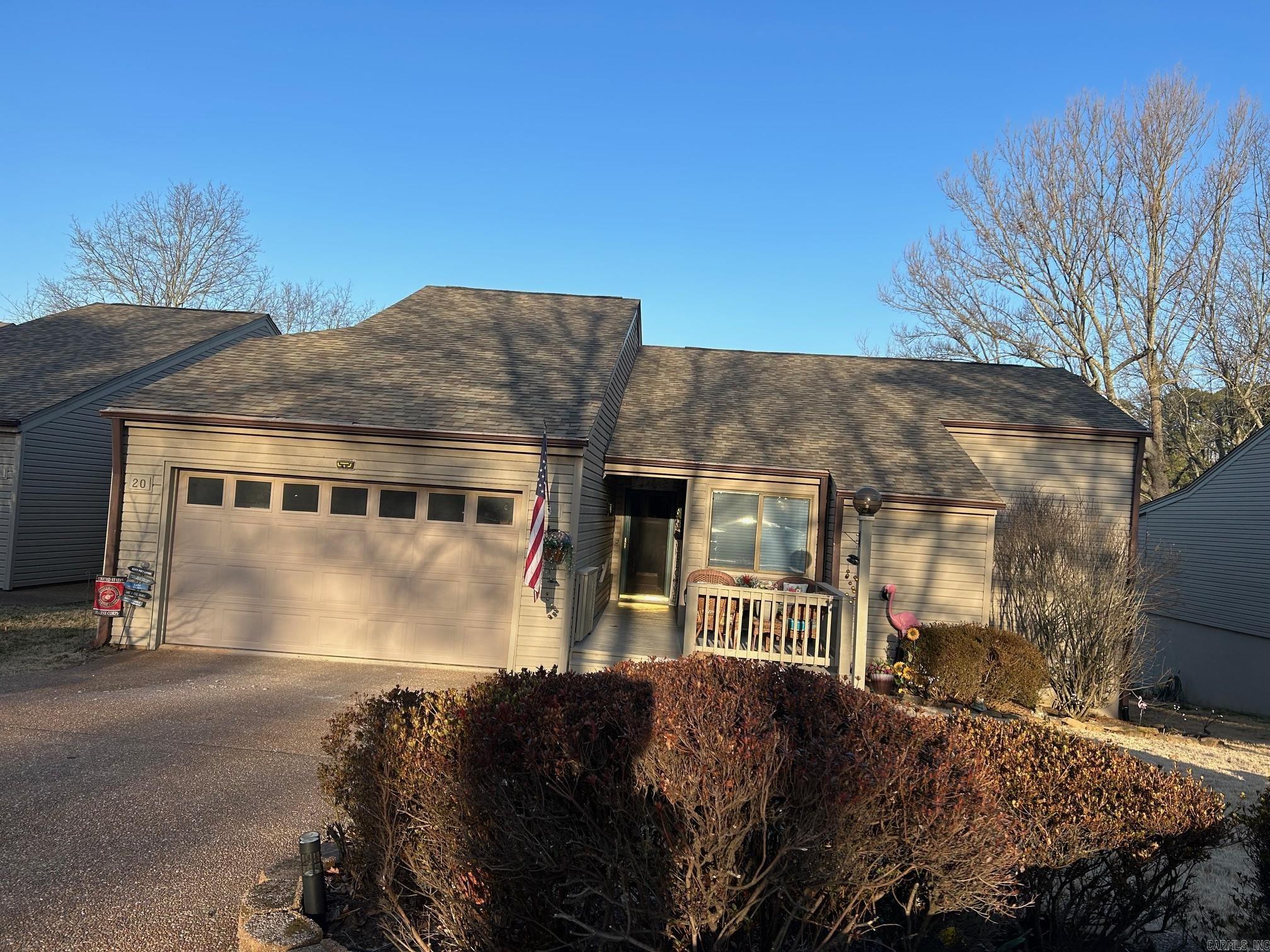 COUNTRY CLUB RIDGE TOWN - Residential
