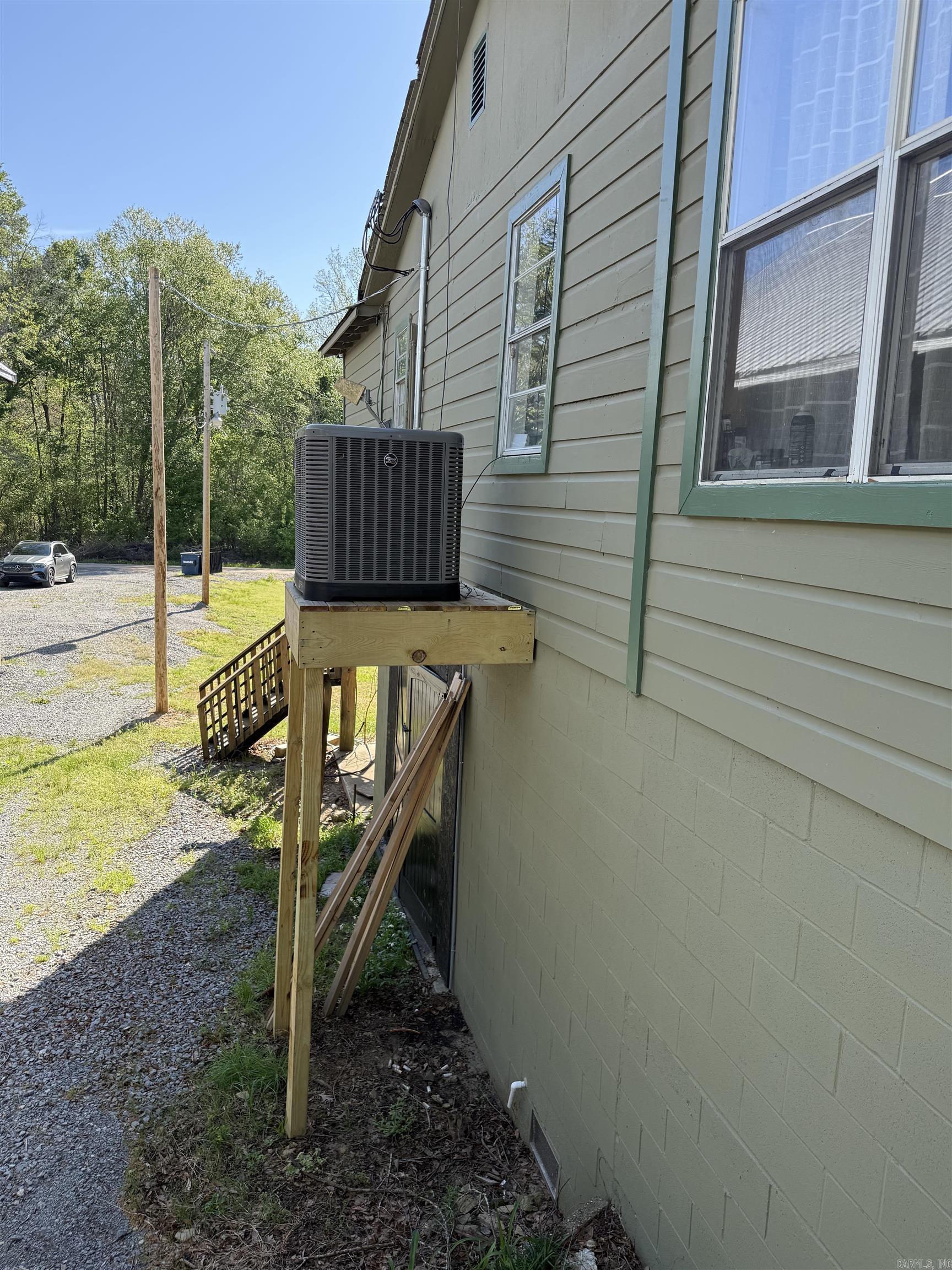 Metes & Bounds - Residential