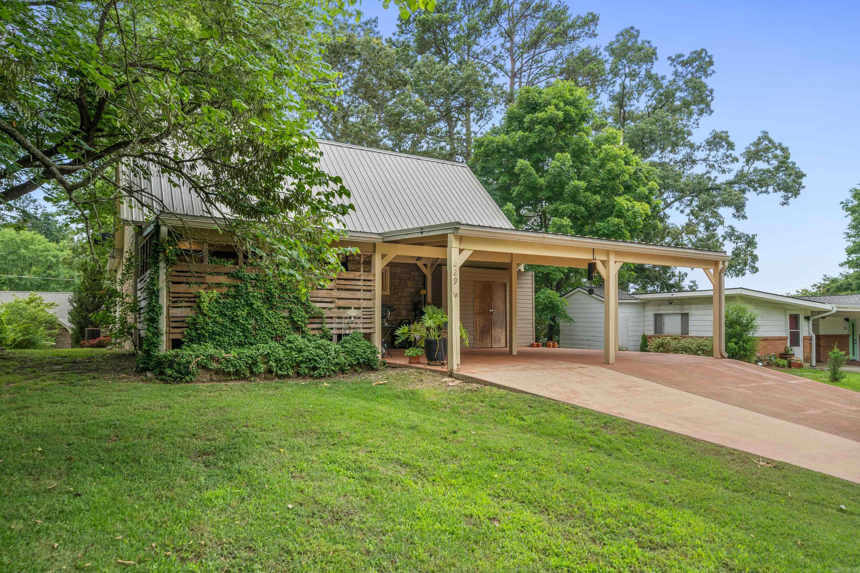 Sherwood Forest - Residential