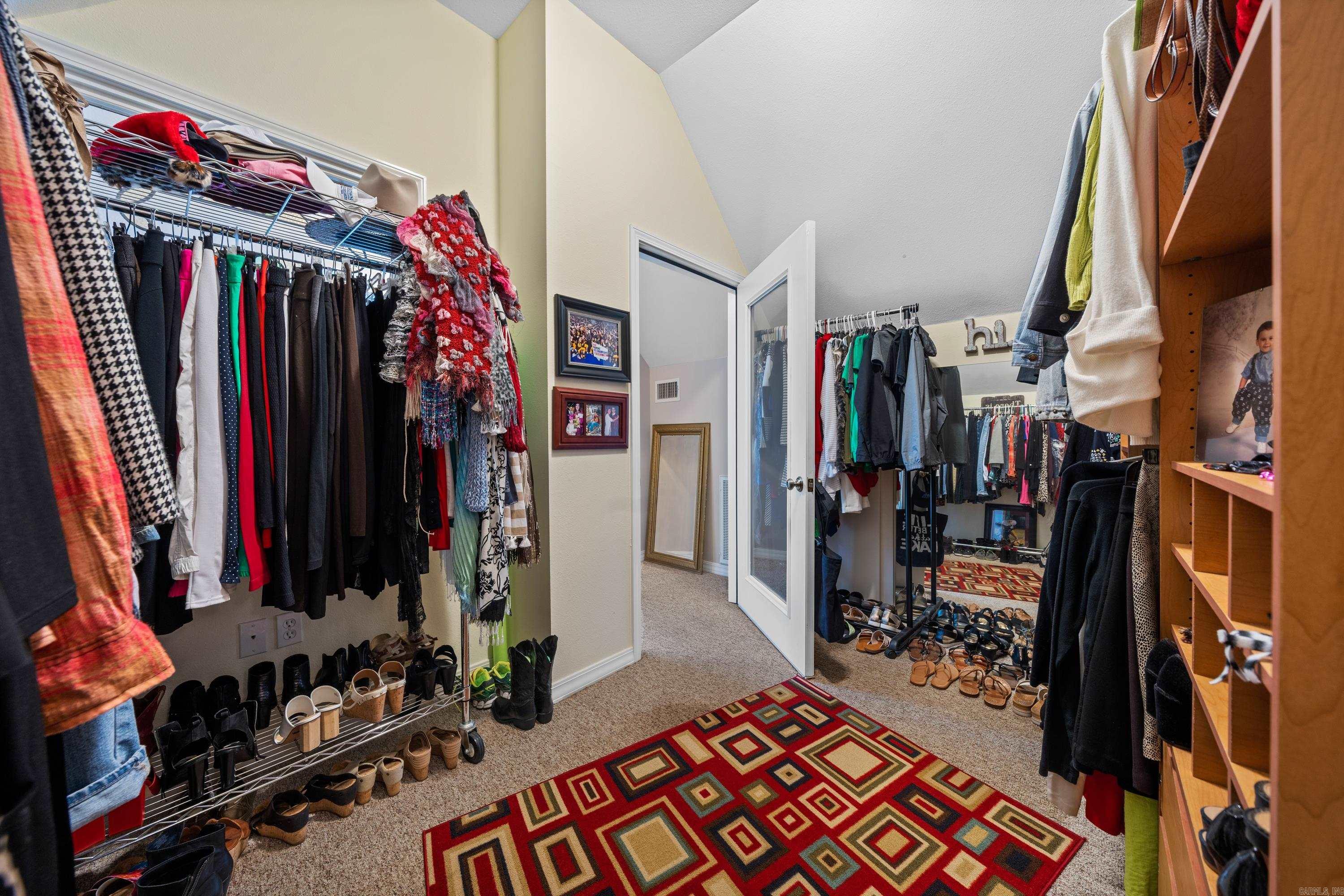 Sherwood Forest - Residential