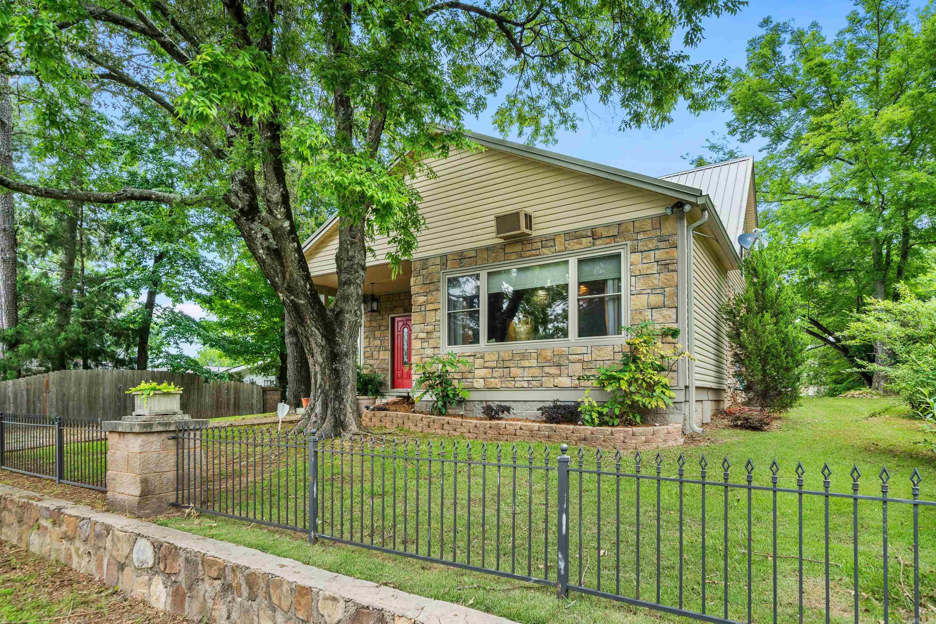 Sherwood Forest - Residential