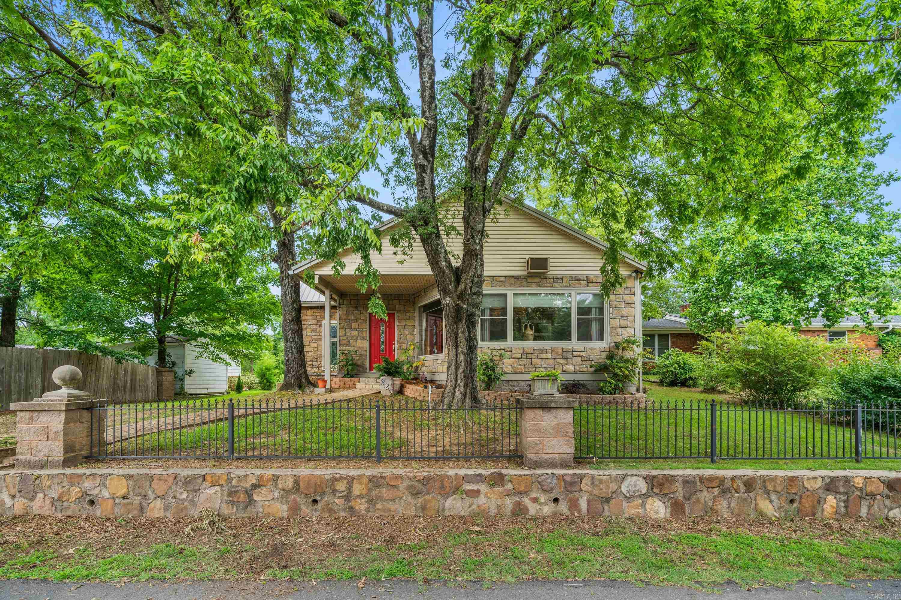 Sherwood Forest - Residential