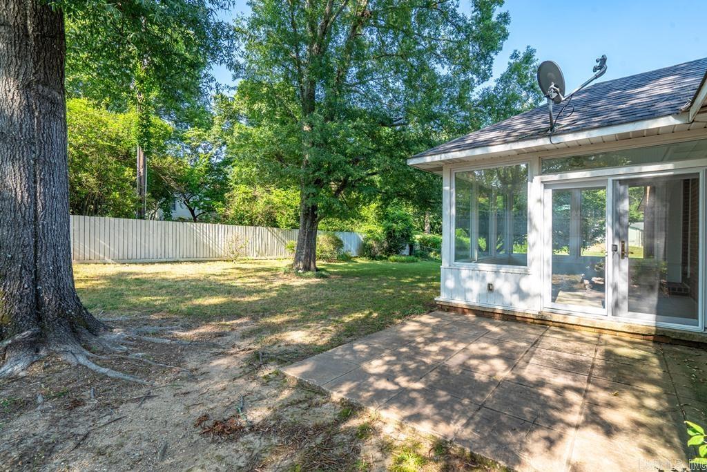 MEADOW-WOOD - Residential