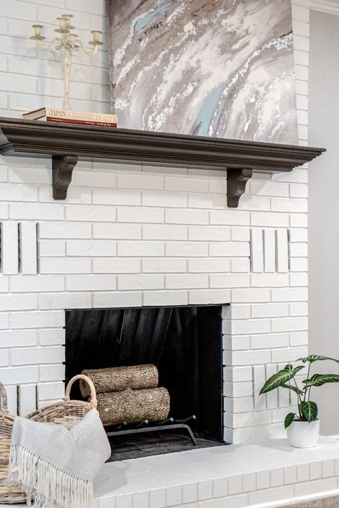 MEADOW-WOOD - Residential