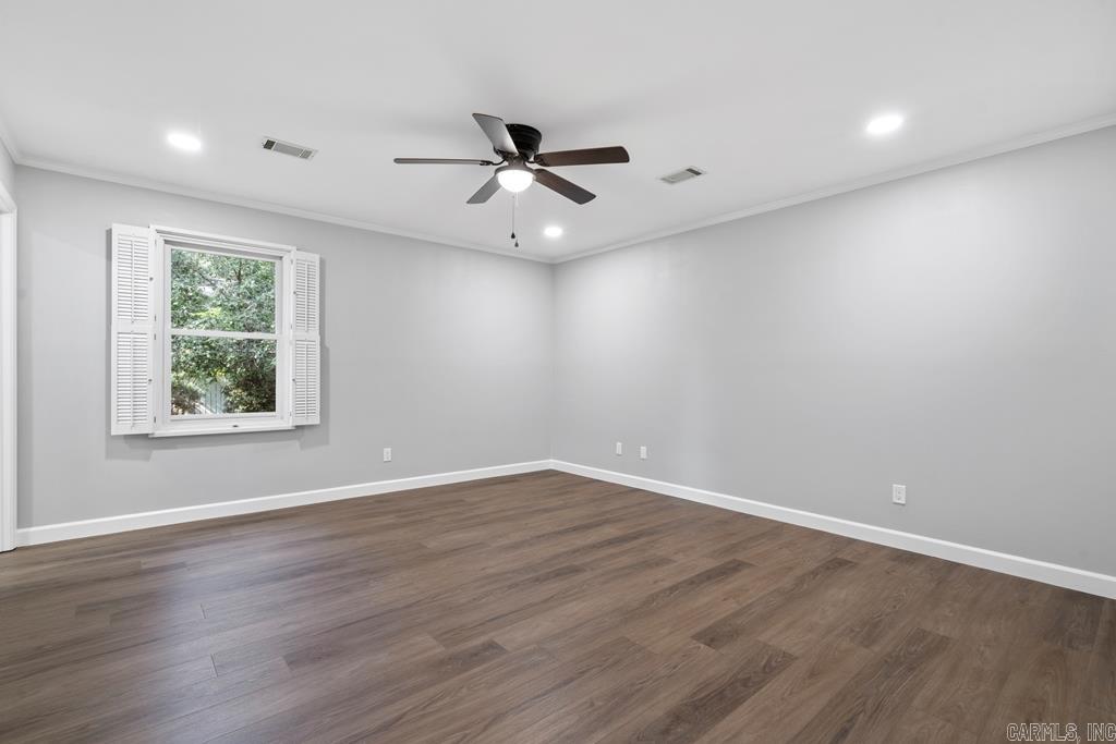 MEADOW-WOOD - Residential