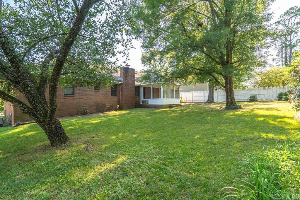 MEADOW-WOOD - Residential