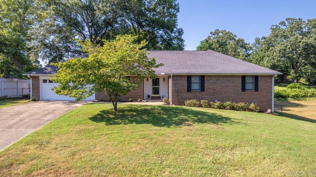 MEADOW-WOOD - Residential