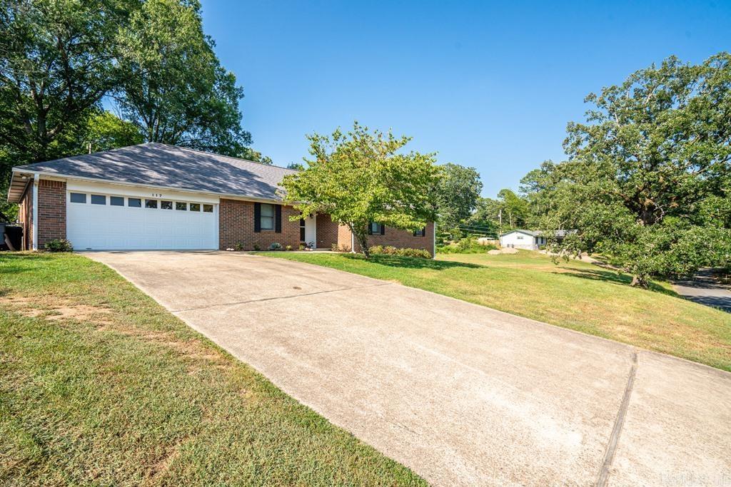 MEADOW-WOOD - Residential