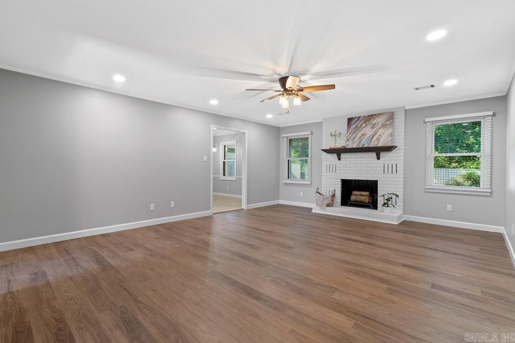 MEADOW-WOOD - Residential