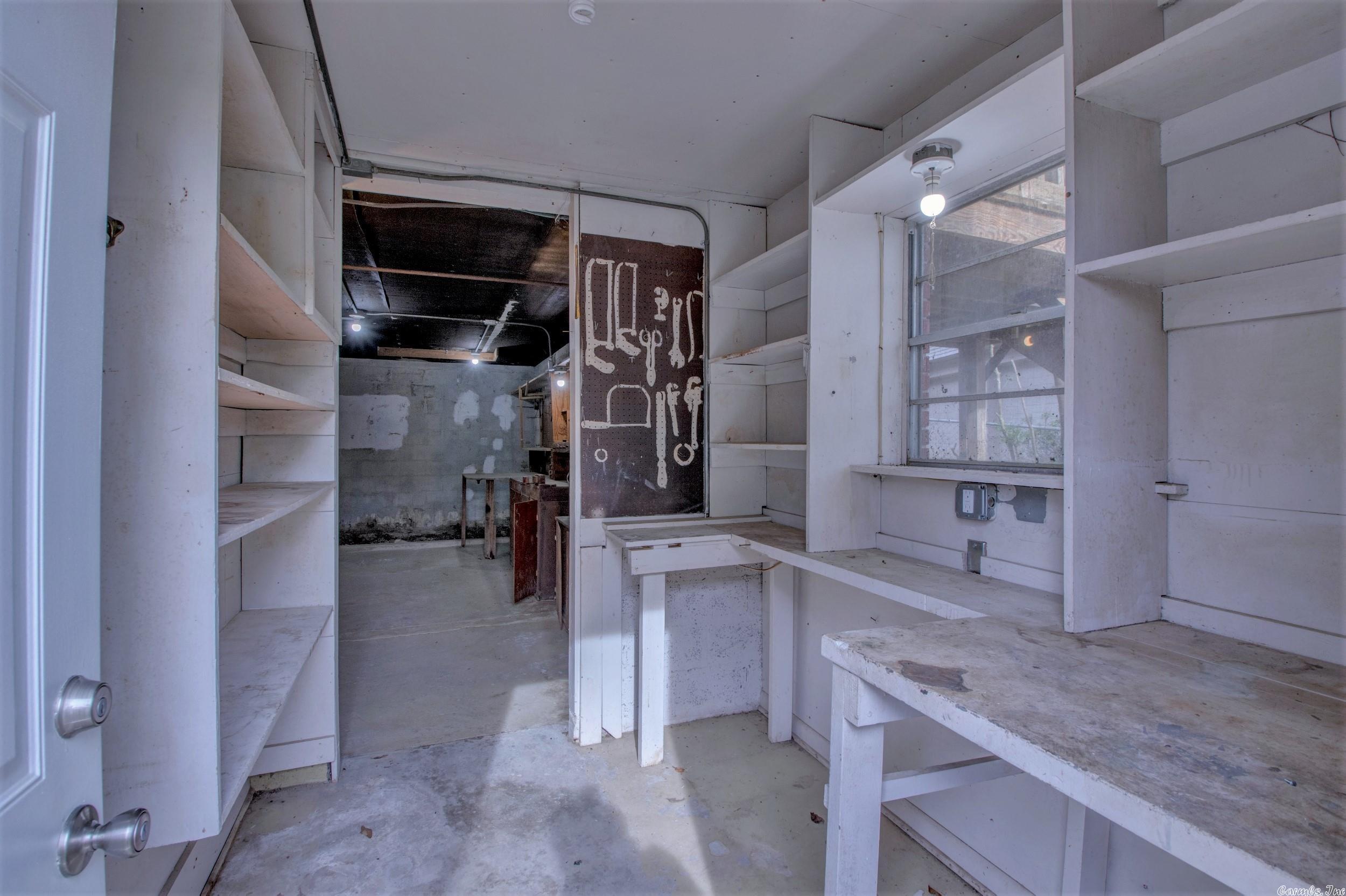 HALL PLAZA - Residential