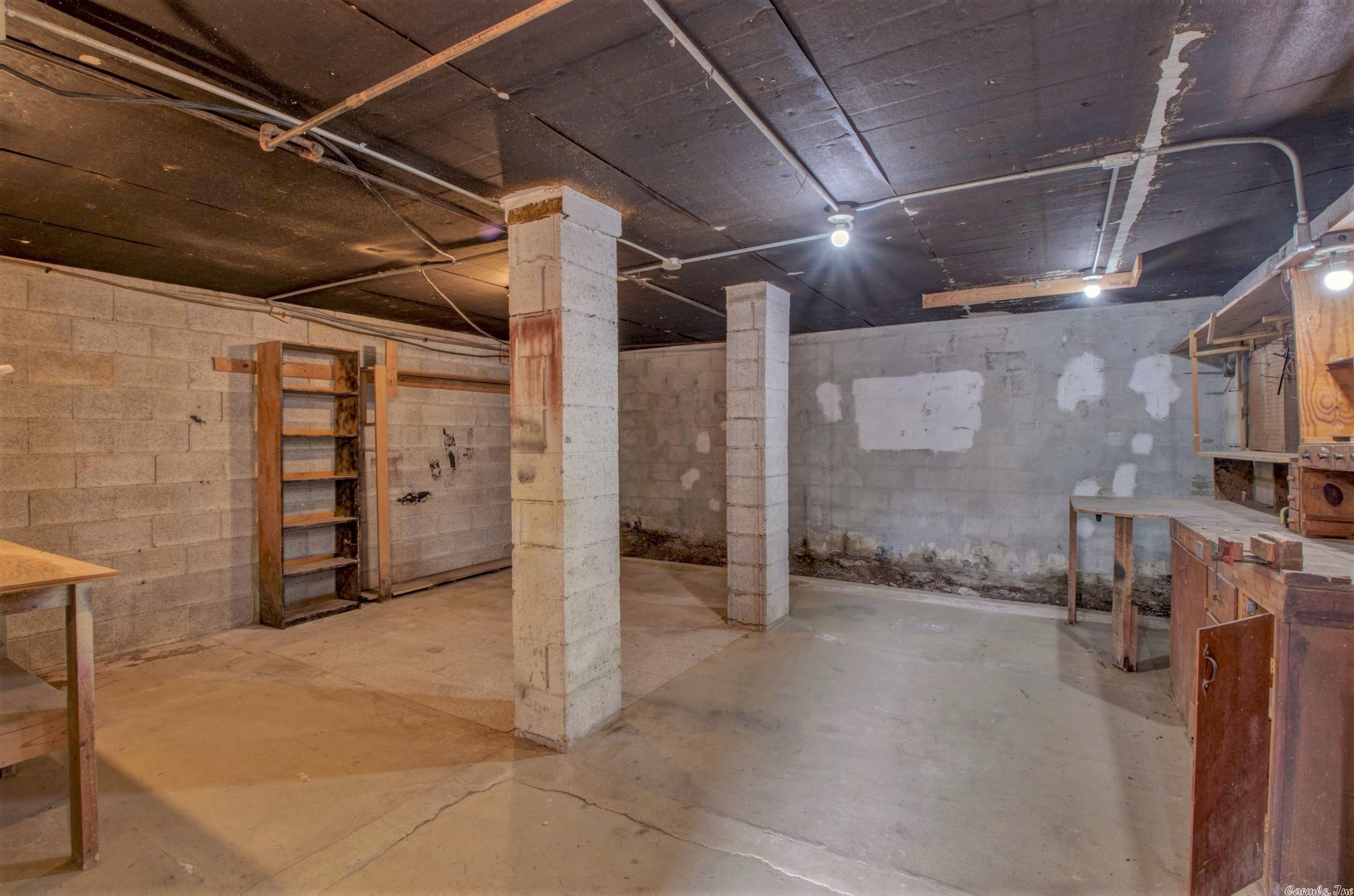 HALL PLAZA - Residential