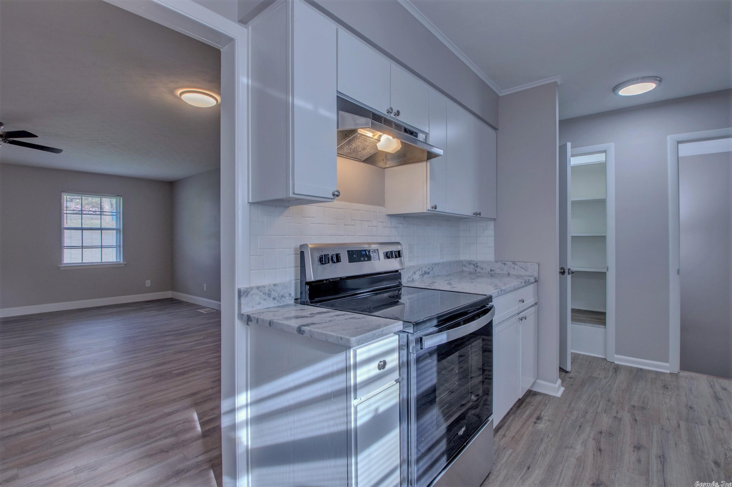 HALL PLAZA - Residential