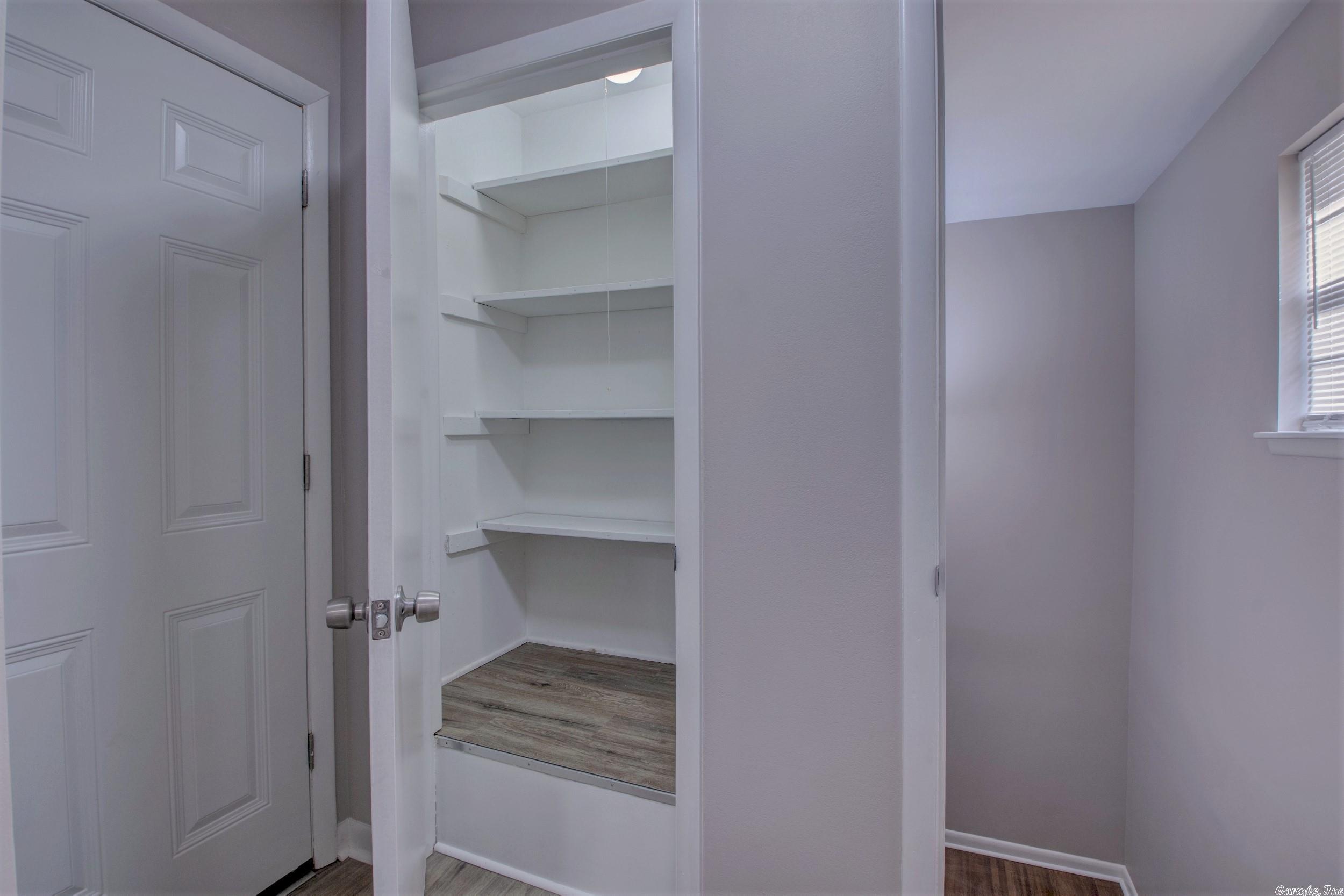 HALL PLAZA - Residential