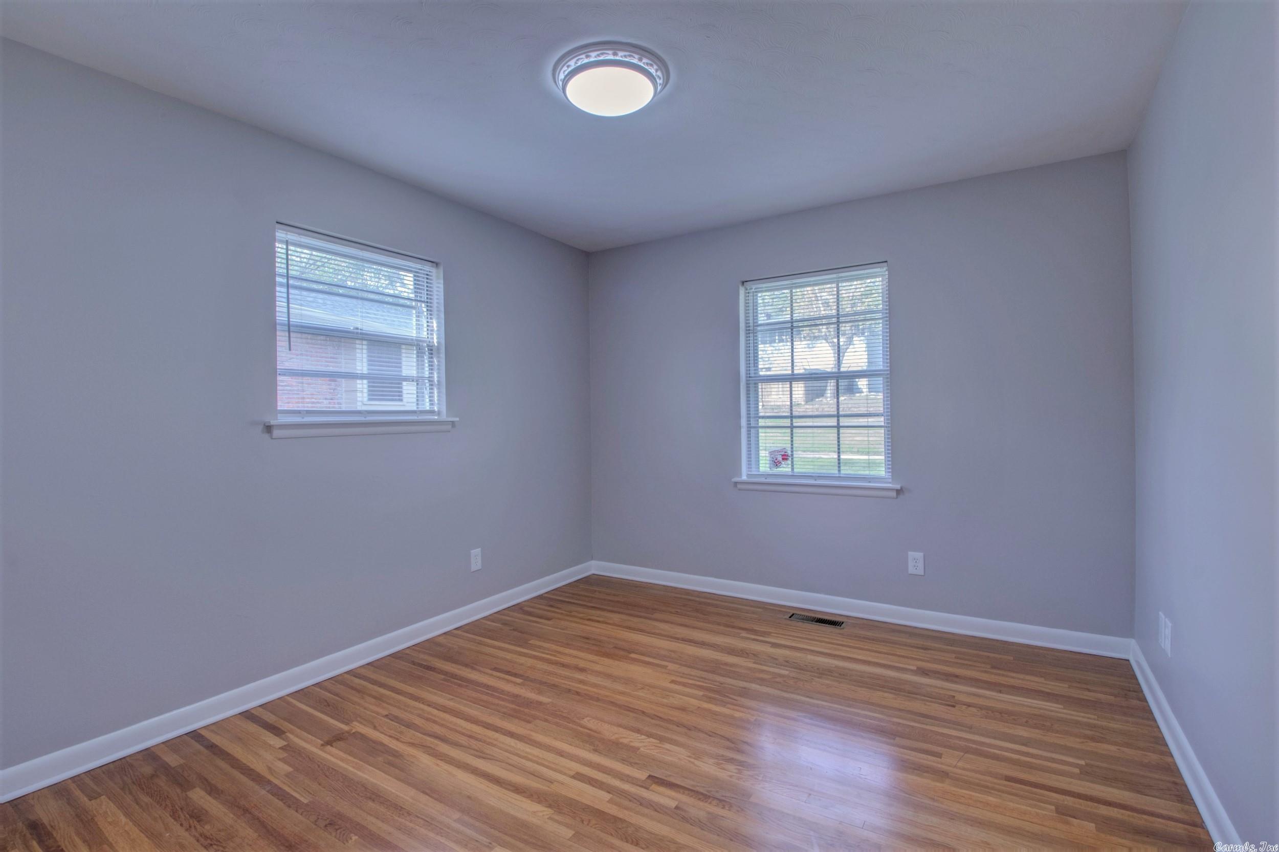 HALL PLAZA - Residential