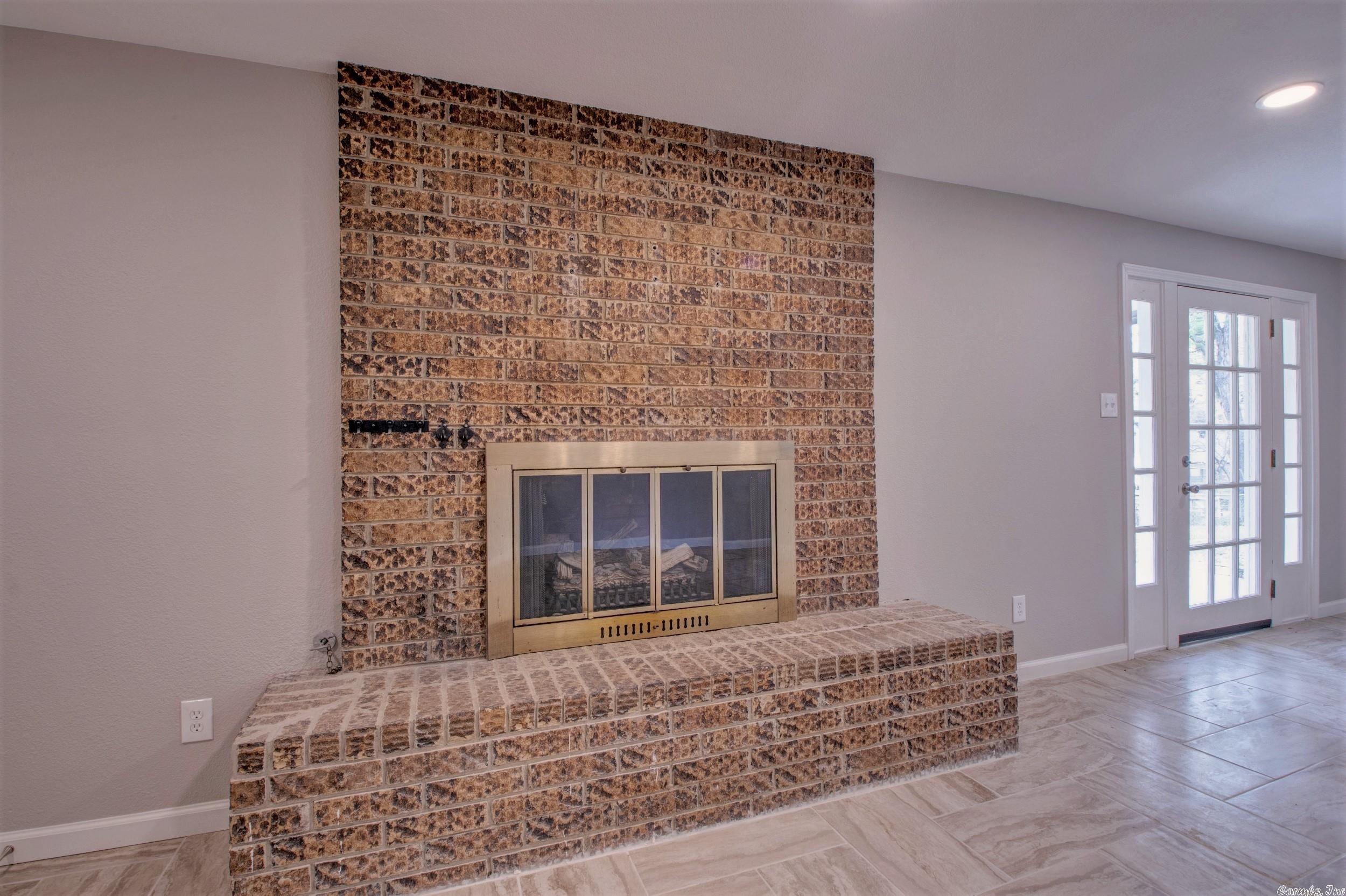 HALL PLAZA - Residential