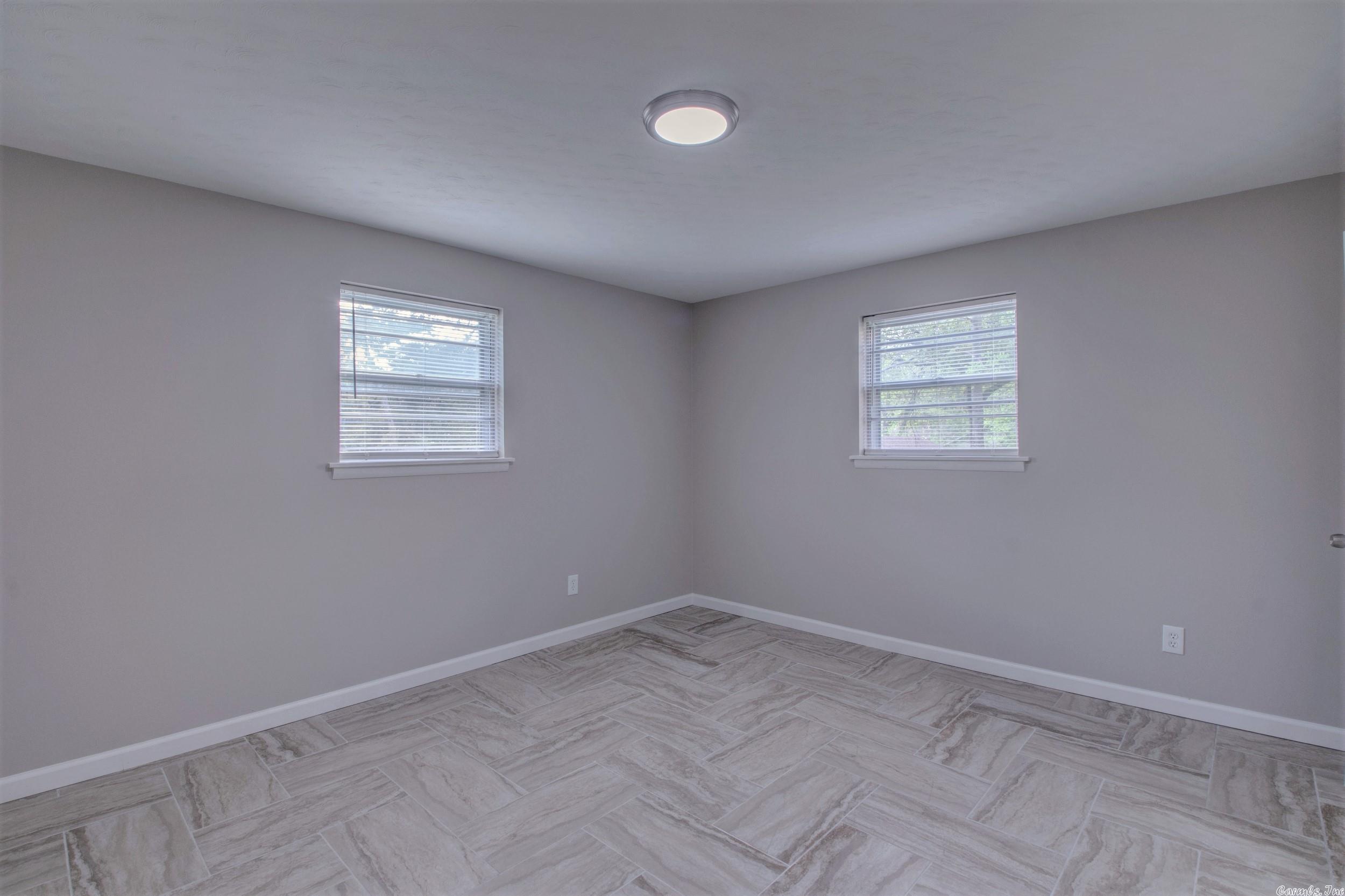 HALL PLAZA - Residential