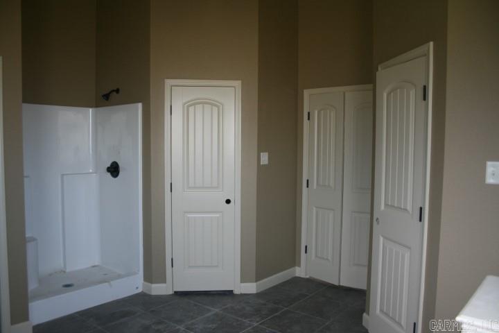 BENTLEY COURT - Residential