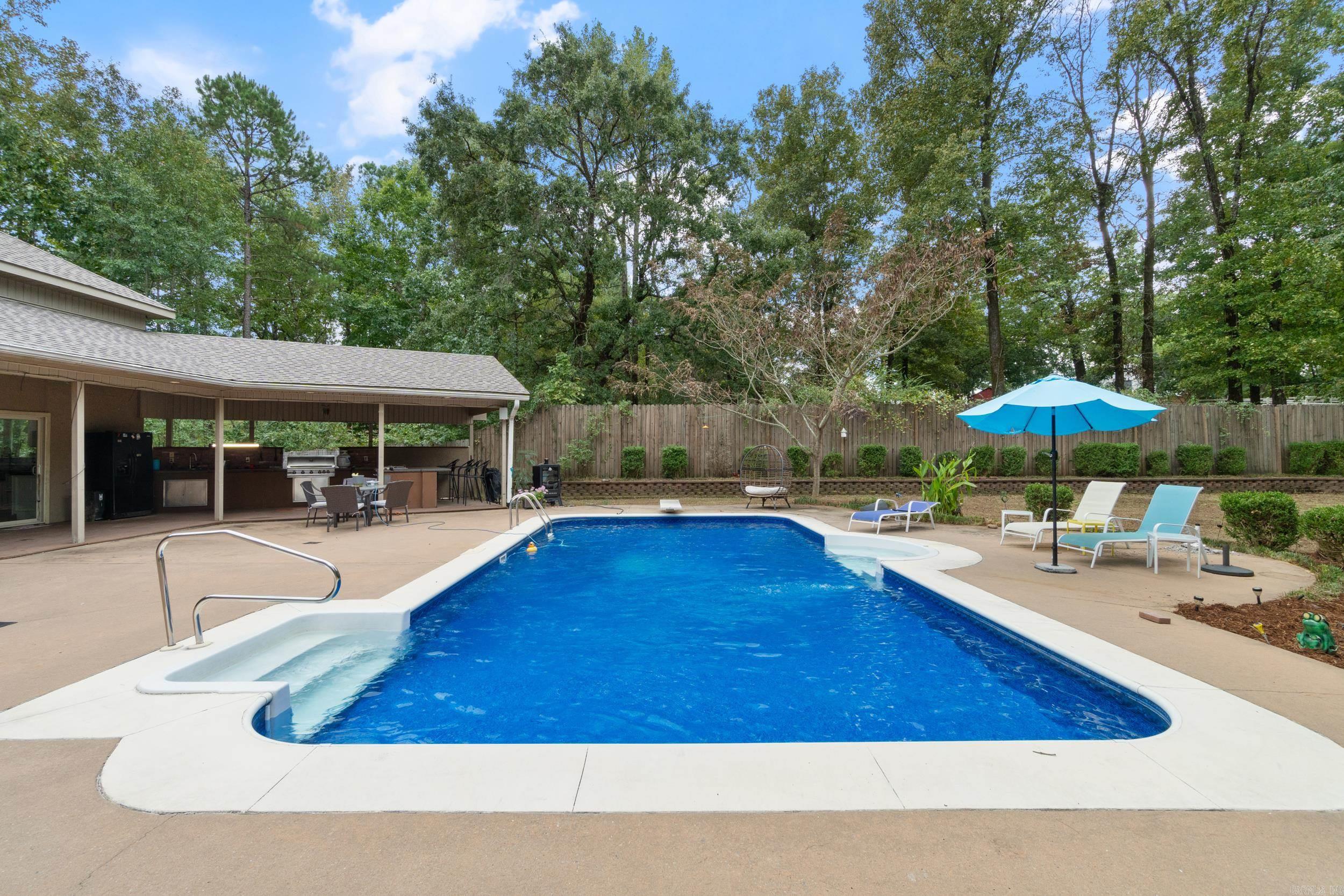 PLANTATION ACRES - Residential