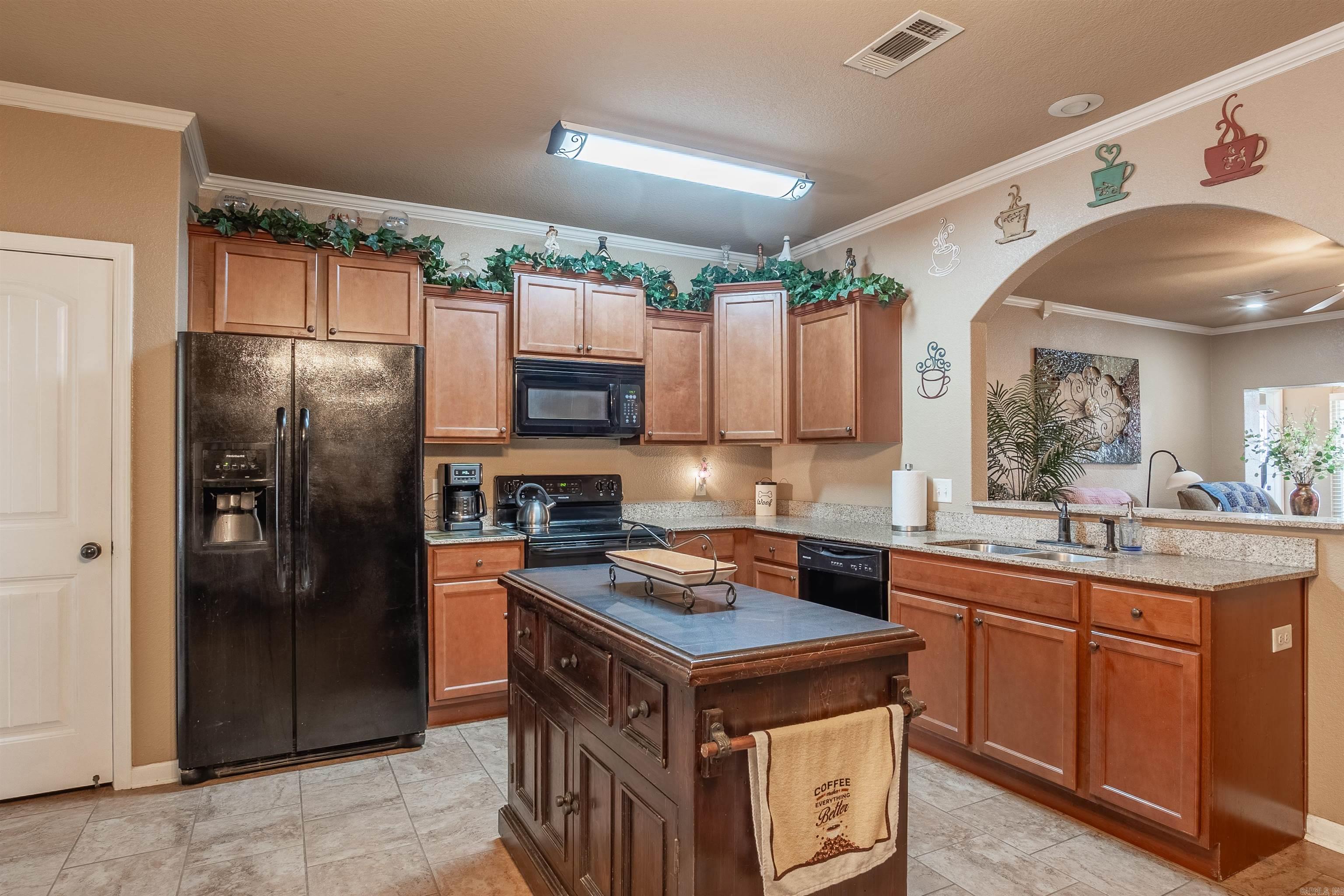 NORTH HILLS - Residential