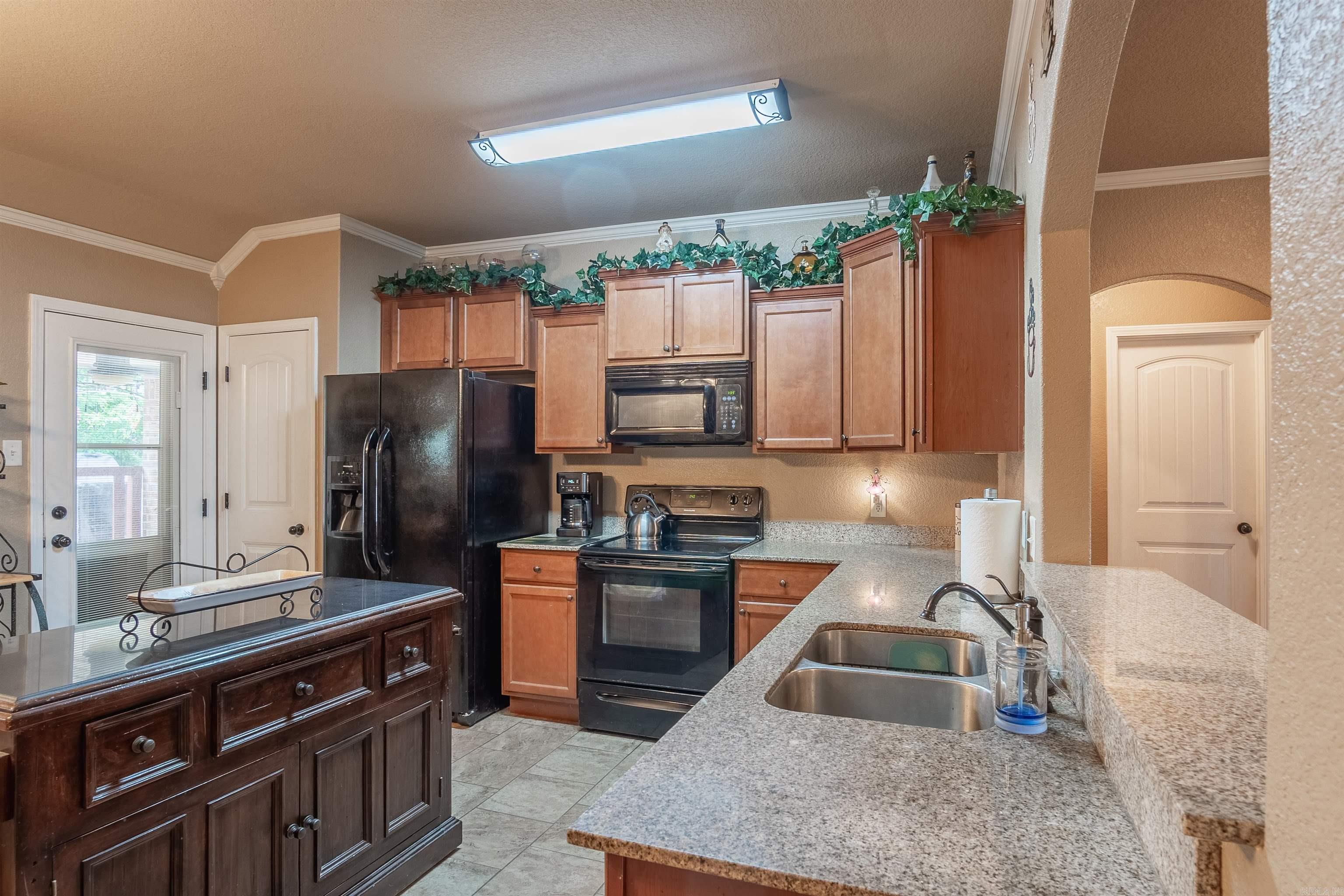 NORTH HILLS - Residential