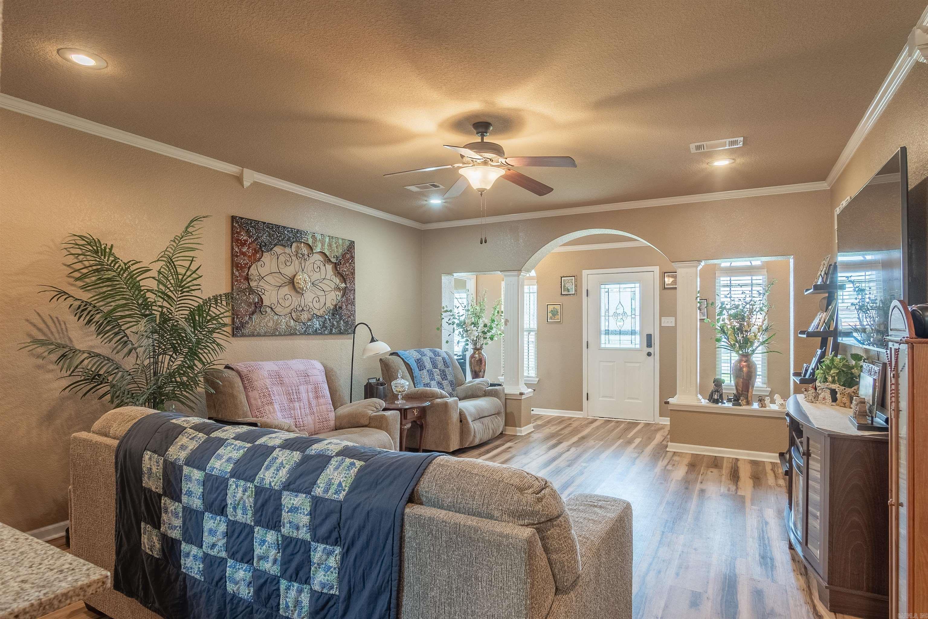 NORTH HILLS - Residential