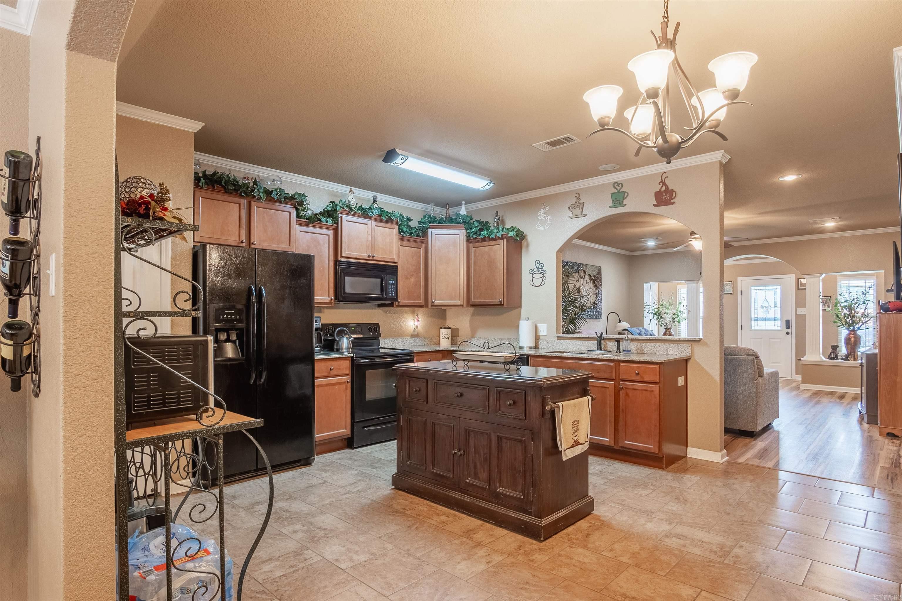 NORTH HILLS - Residential