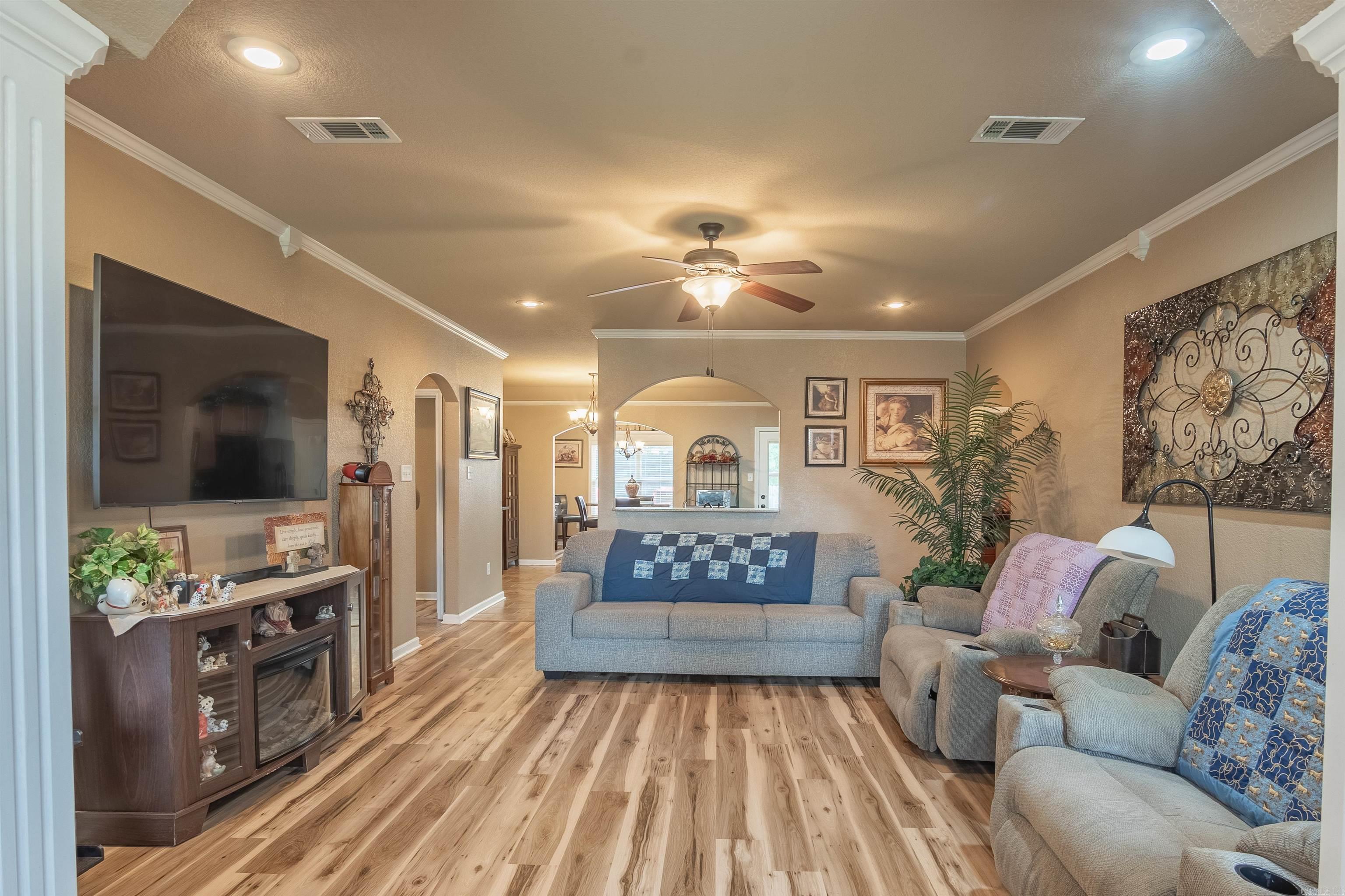 NORTH HILLS - Residential