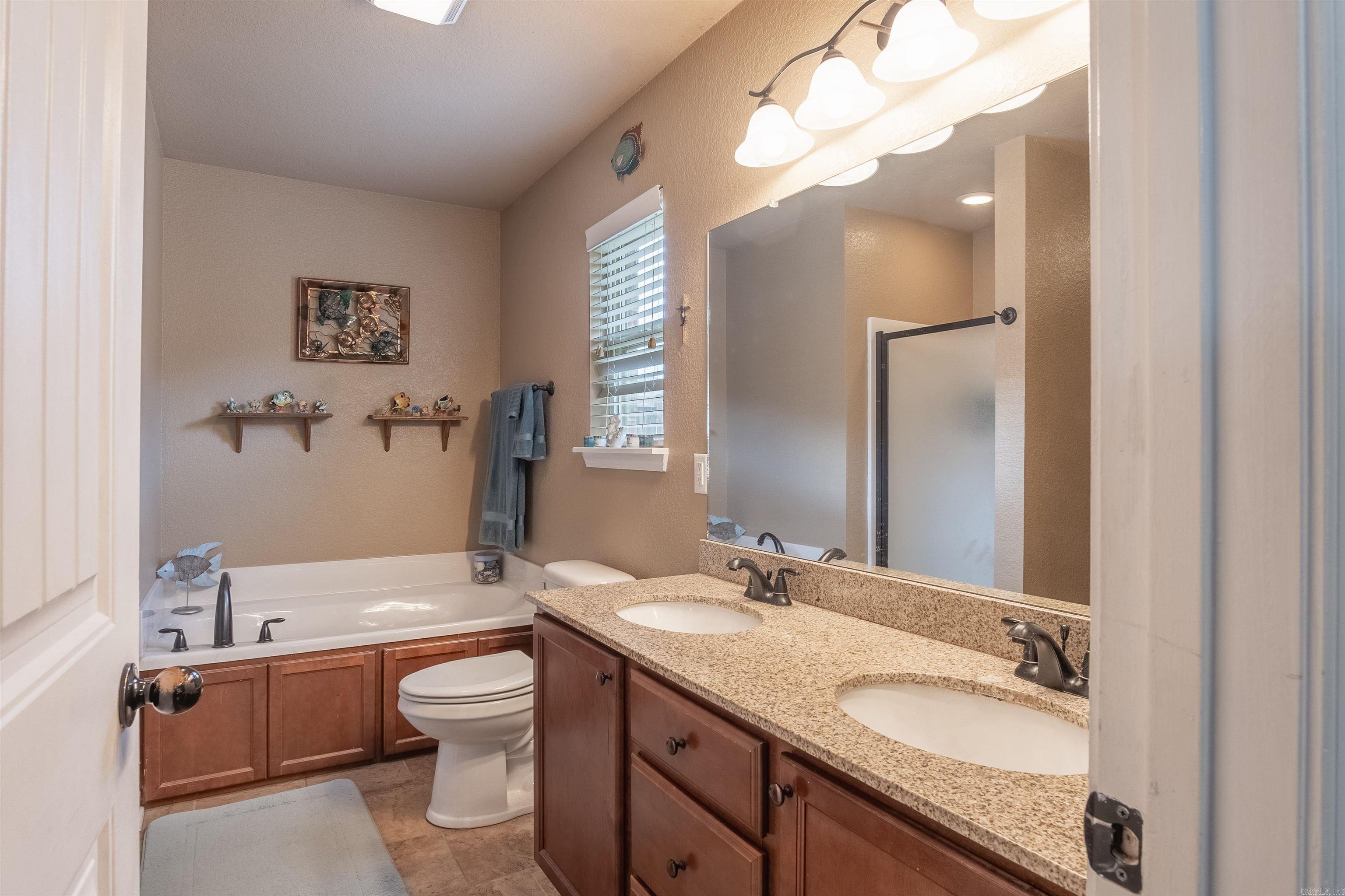 NORTH HILLS - Residential