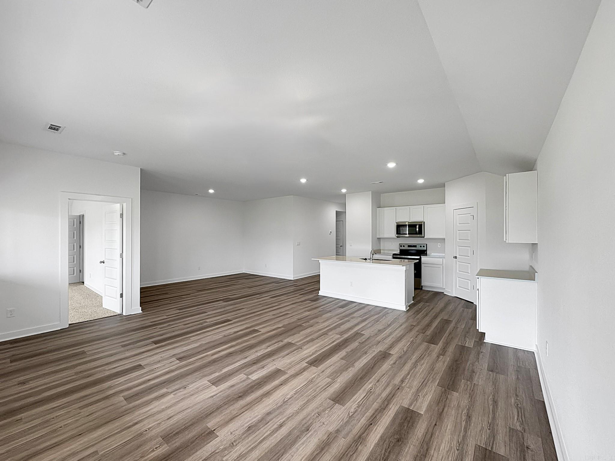 THE VILLAS AT HOPE VALLEY PHASE - Residential