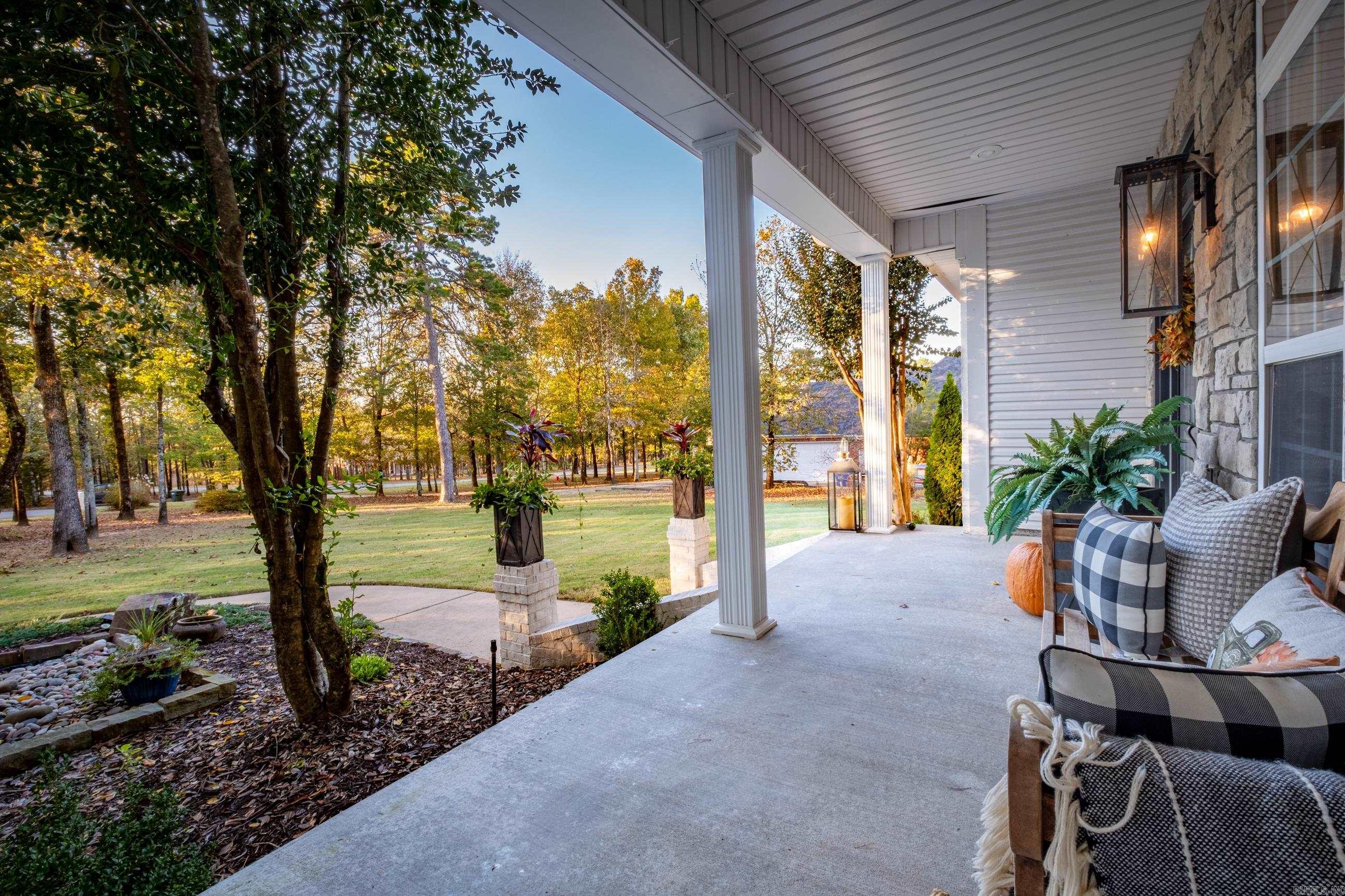 DOGWOOD ESTATES - Residential
