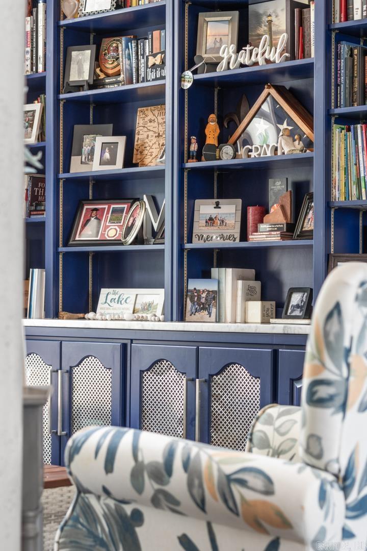 DIAMOND BLUFF ESTATES - Residential