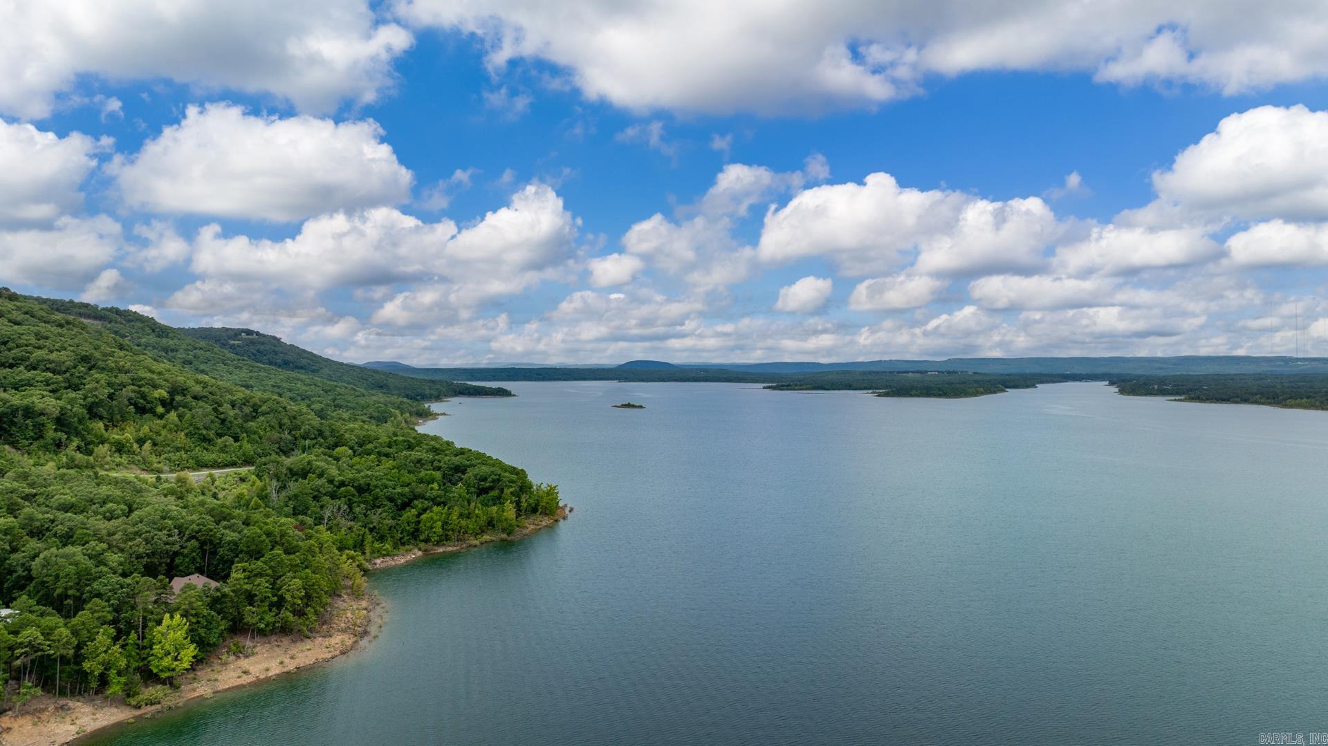 DIAMOND BLUFF ESTATES - Residential