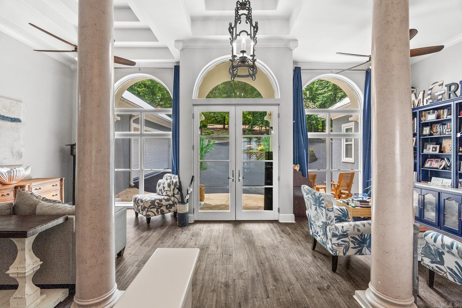 DIAMOND BLUFF ESTATES - Residential