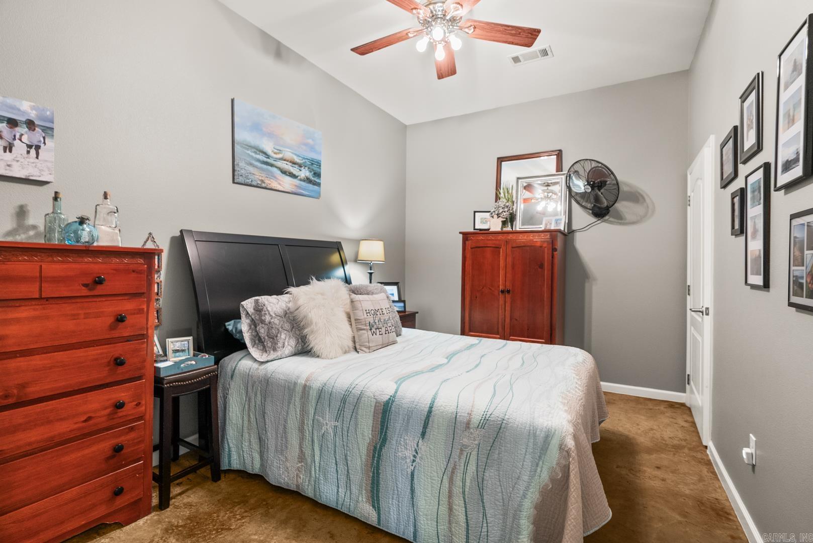 DIAMOND BLUFF ESTATES - Residential