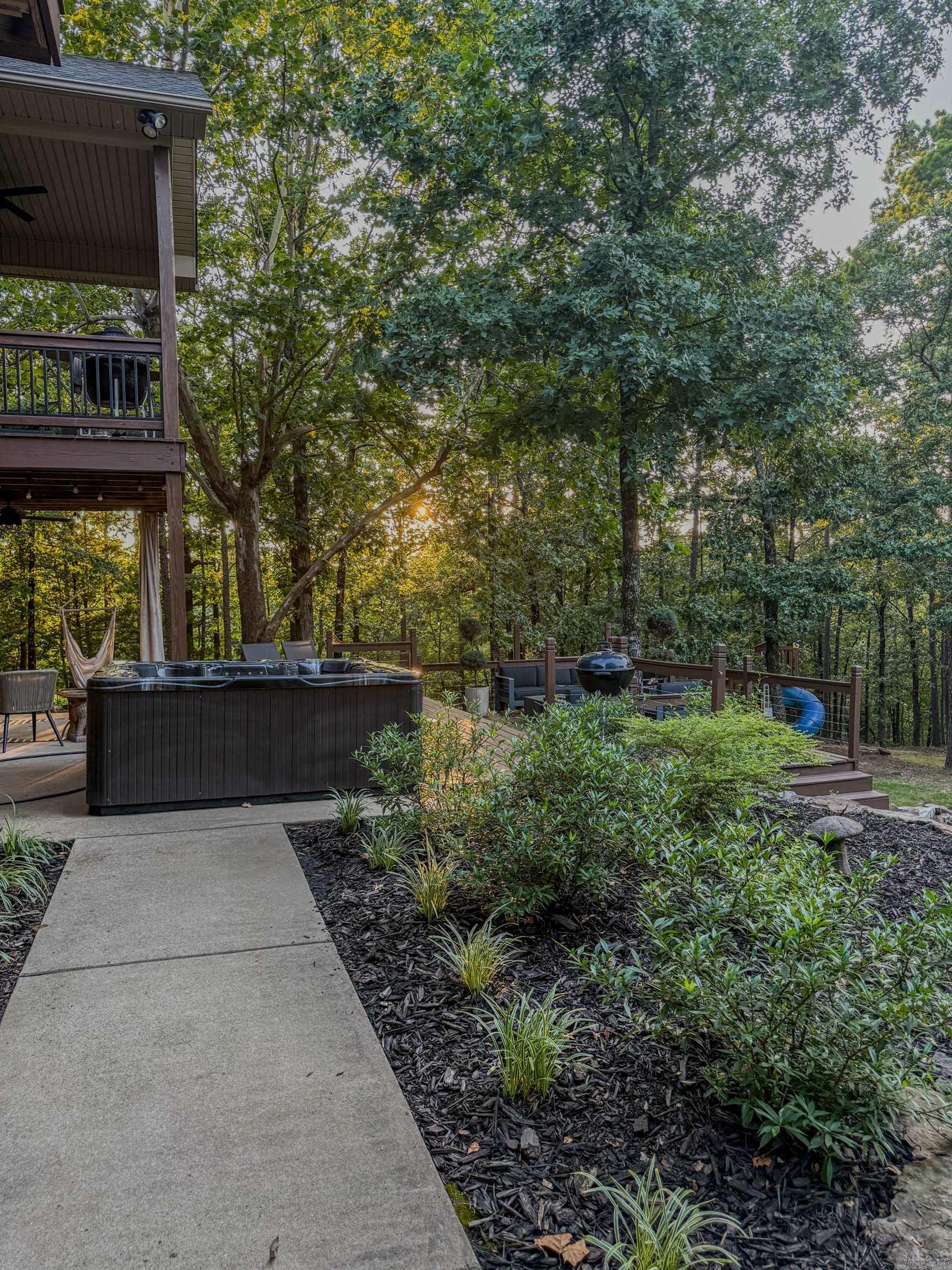Cresthaven - Residential
