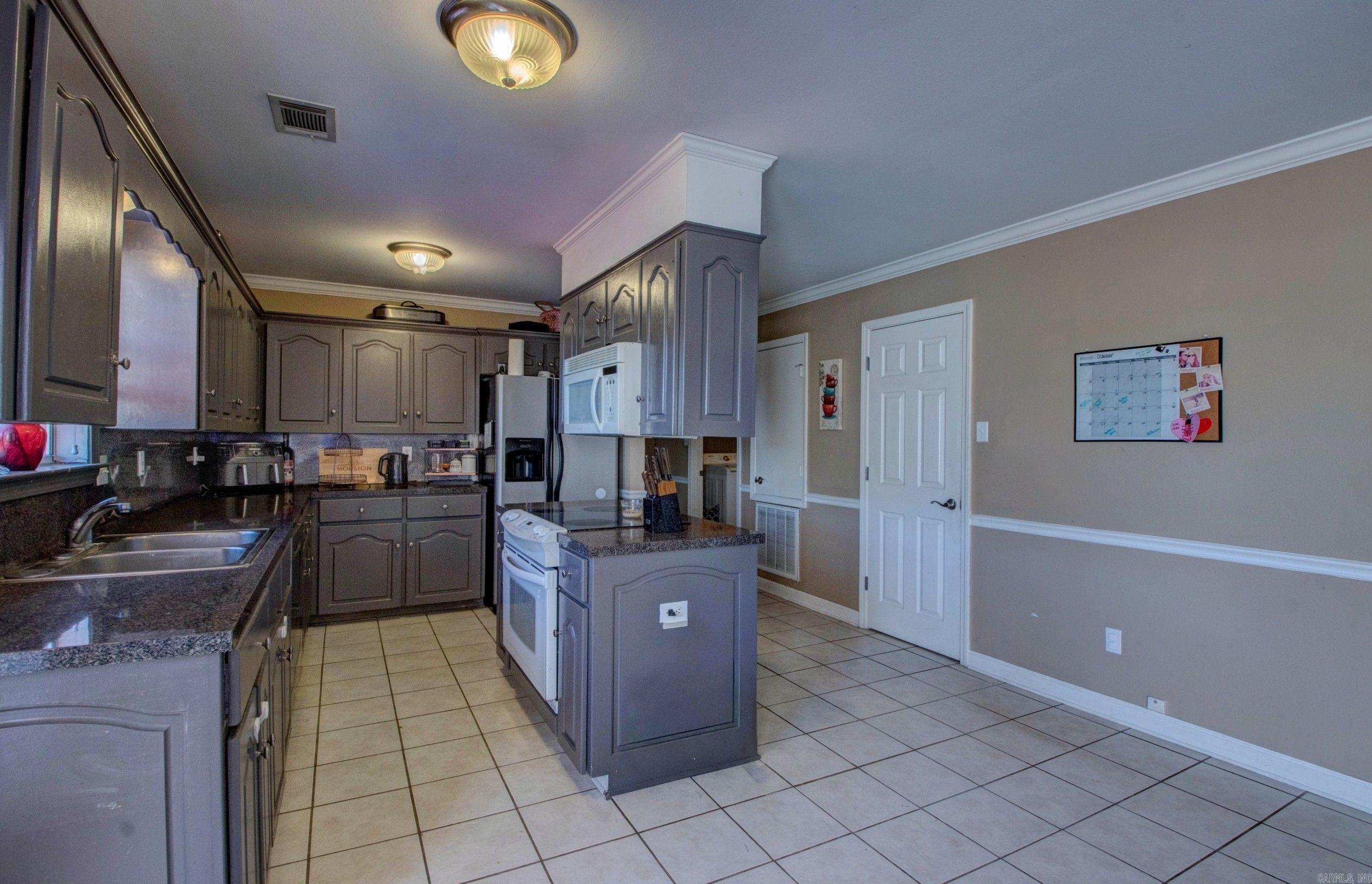 MAGNESS CREEK SUBDIVISION - Residential