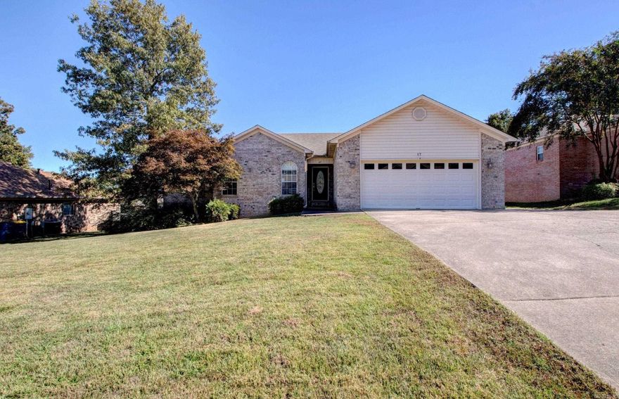 Very well maintained three bedrooms, two bath home, located in Magness Creek. This home features a large living room with double tray ceilings! Looking for a Split Floor Plan? Well, look no further! Kitchen/dining room combo with an island that could also serve as breakfast bar. There is a pantry in the kitchen area. Separate laundry room with storage space as well. Split level deck! There is so much more to this home! Come take a look!