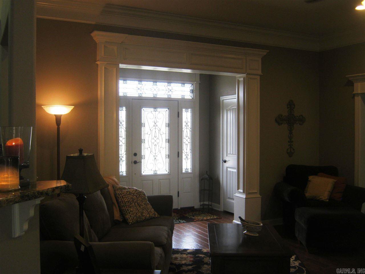 OAK GLENN - Residential