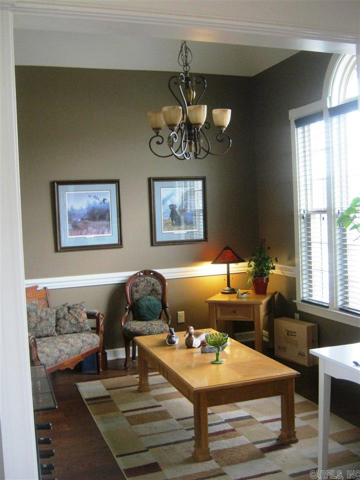 OAK GLENN - Residential