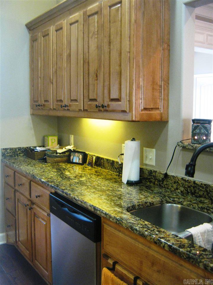 OAK GLENN - Residential