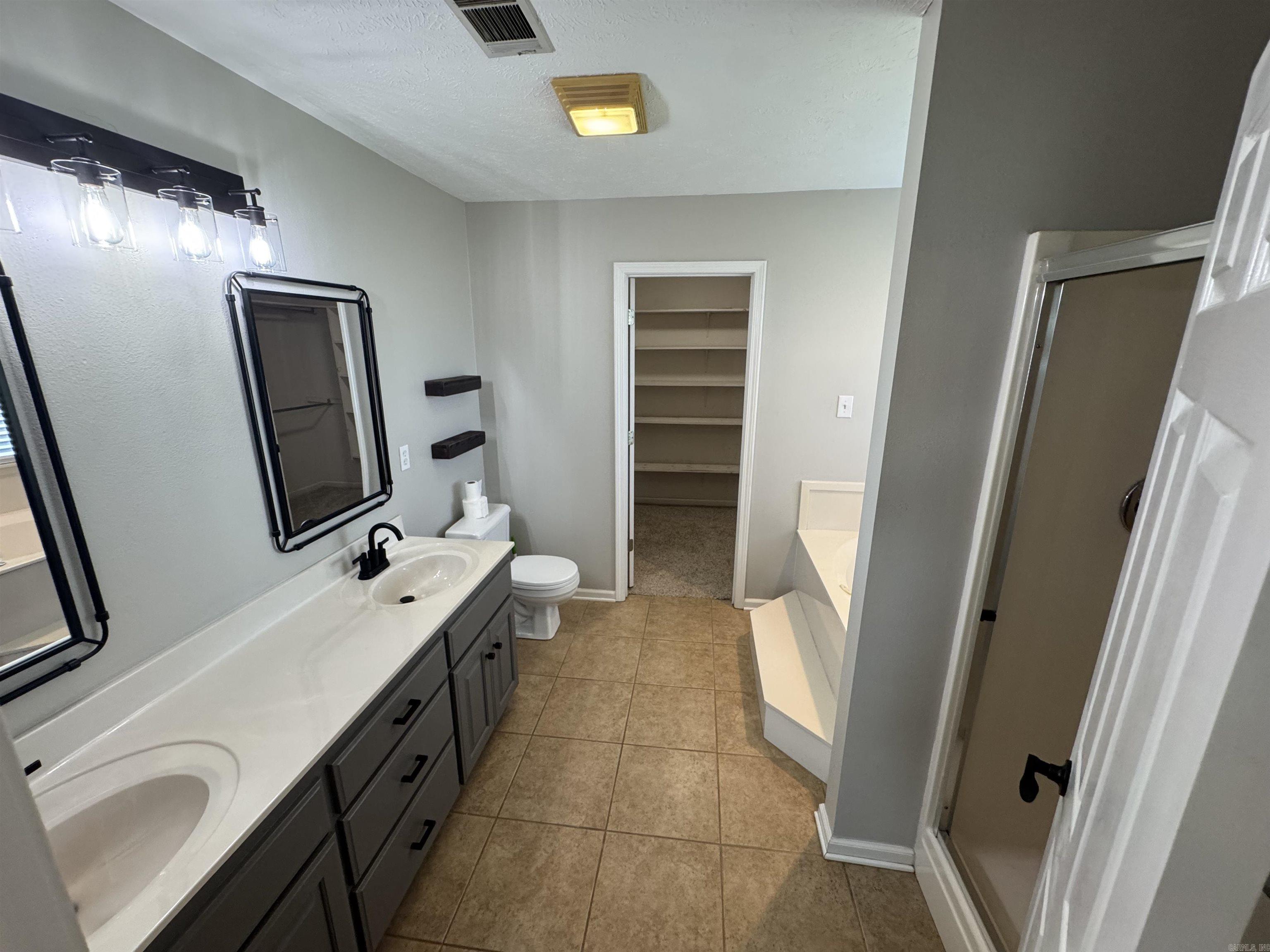 Quail Hollow - Residential