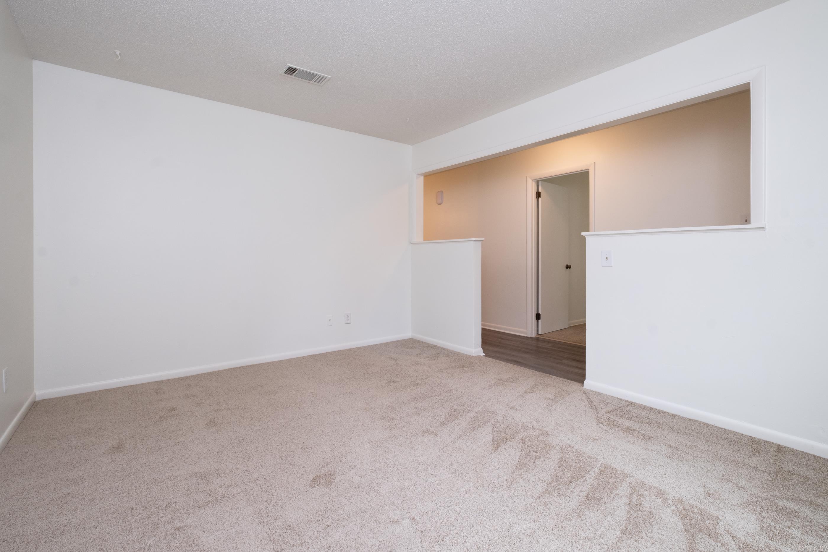 NORTH HILLS MANOR - Residential