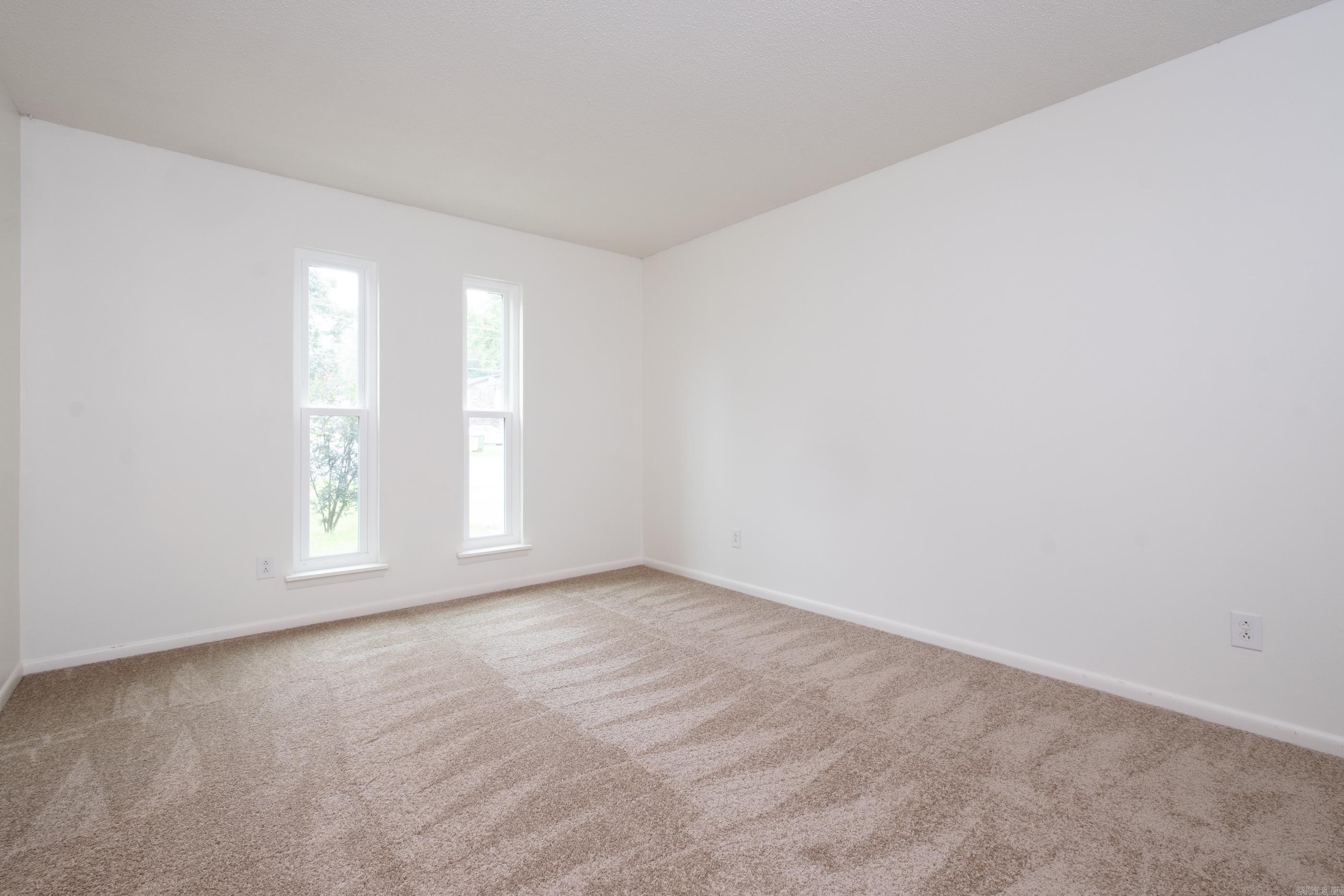 NORTH HILLS MANOR - Residential