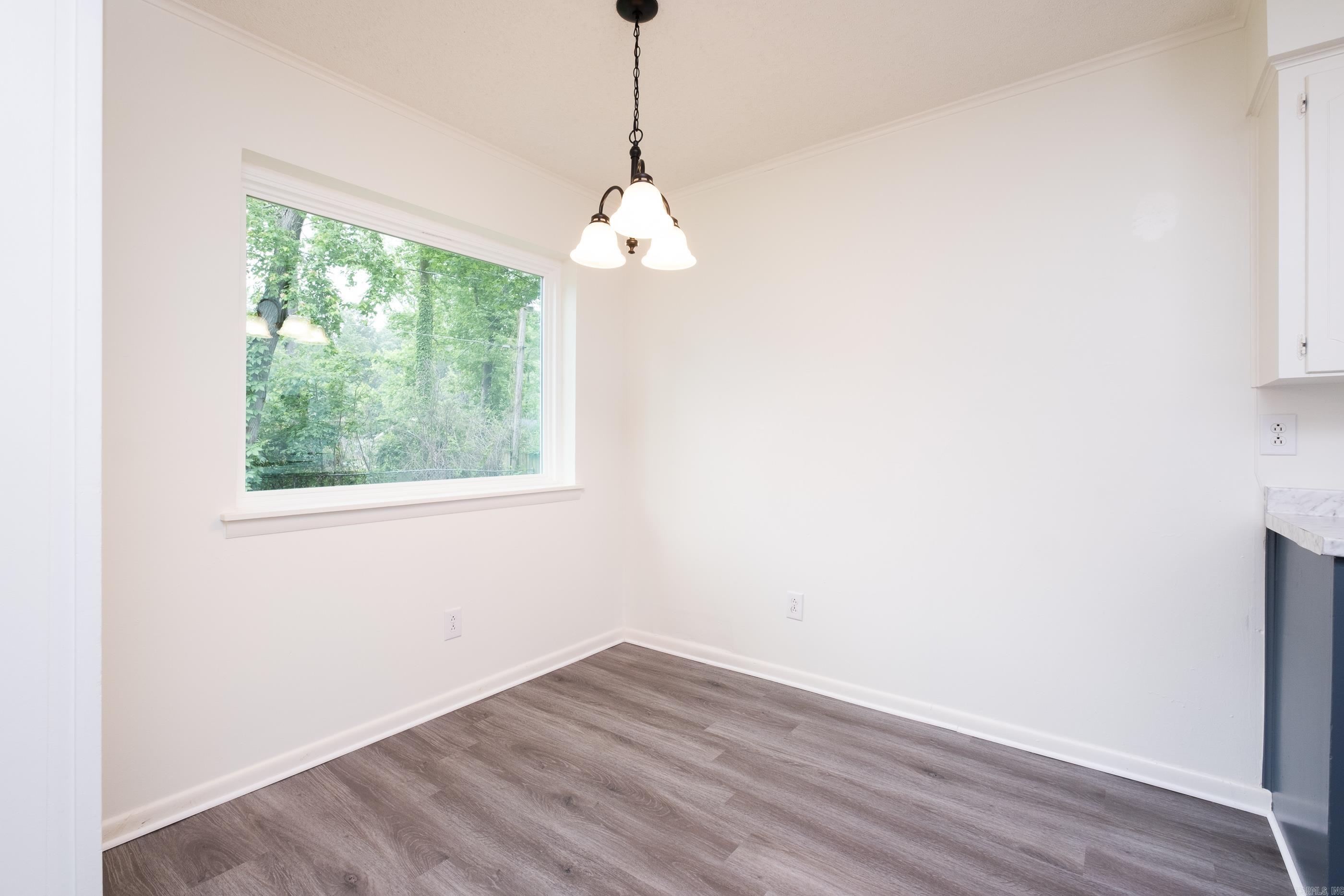 NORTH HILLS MANOR - Residential