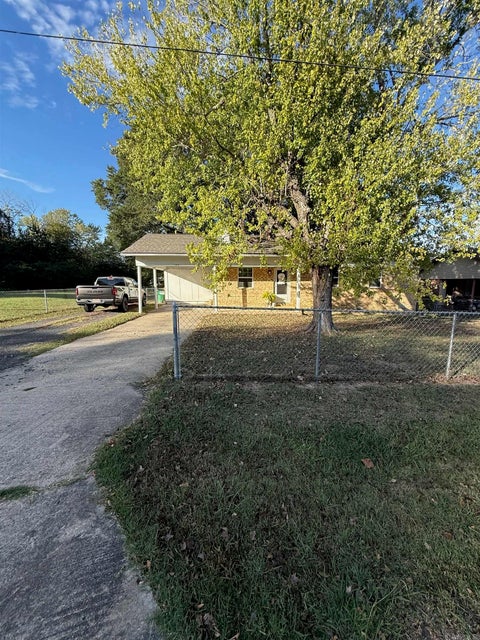 Photo of 105 Rhode Island Street, Beebe, AR 72012 (MLS # 26042578)