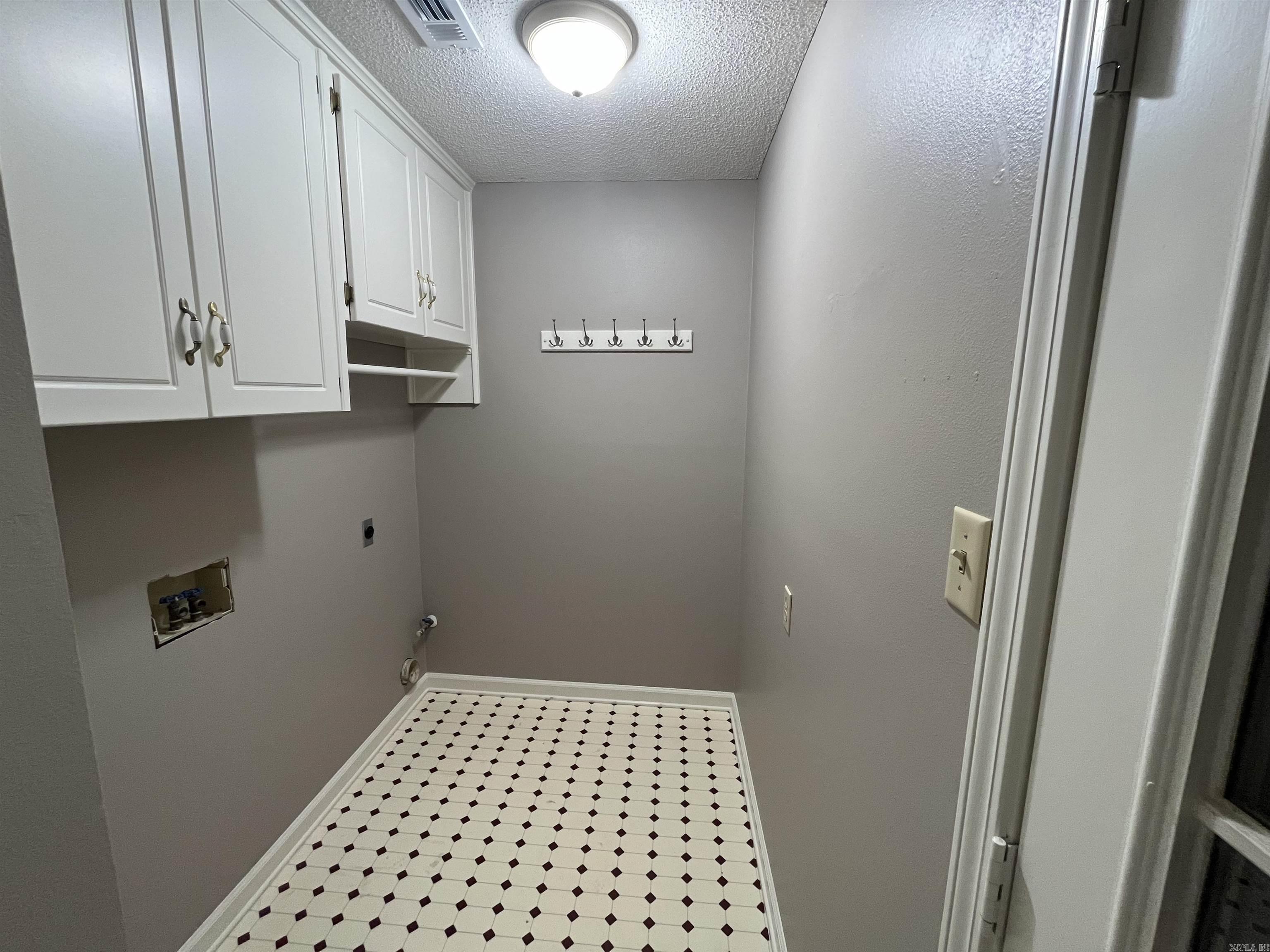 Cabot City Area - Residential Lease